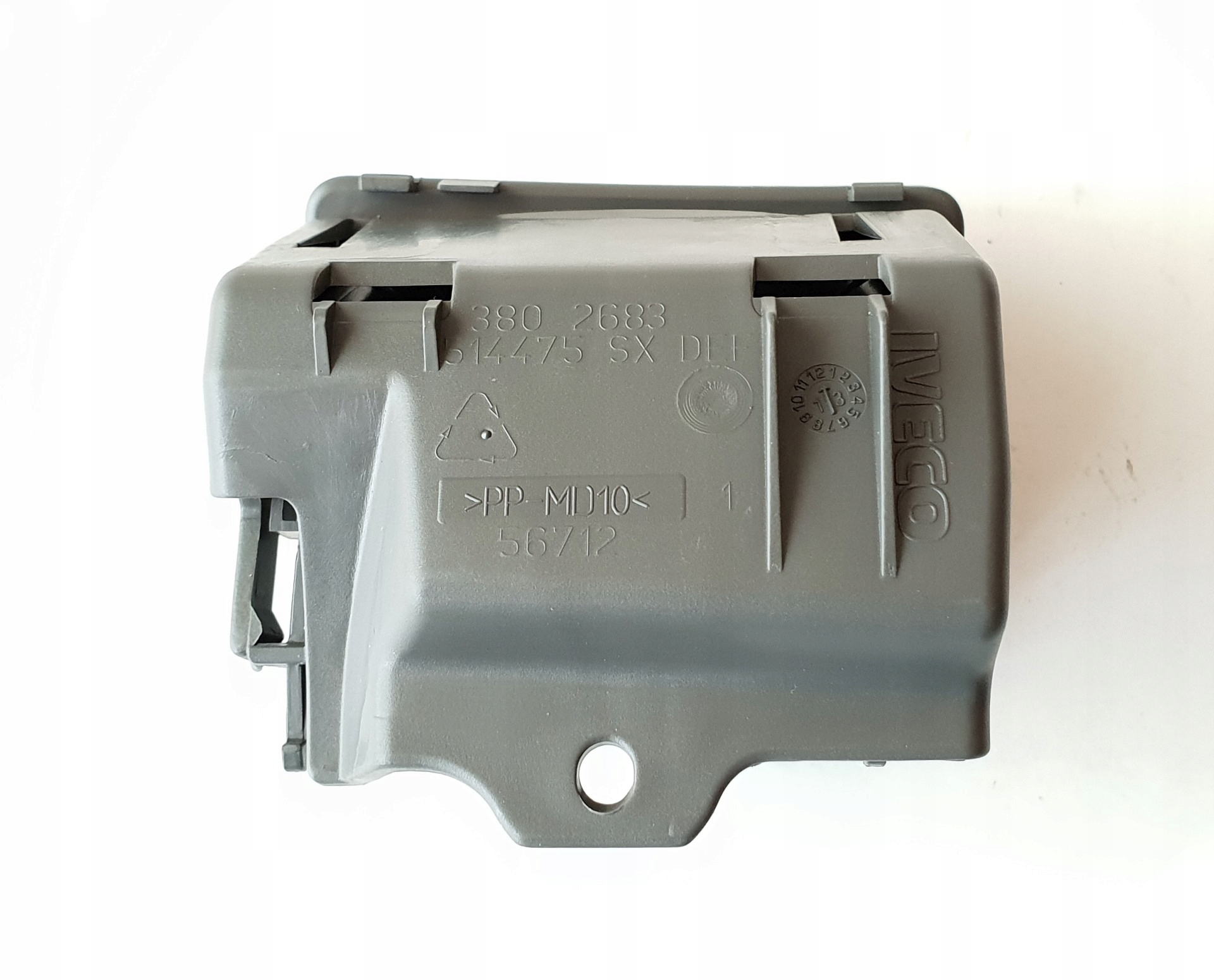 UCHWYT LEWY NA KUBEK NAPÓJ IVECO DAILY 2006- Producent części Iveco OE