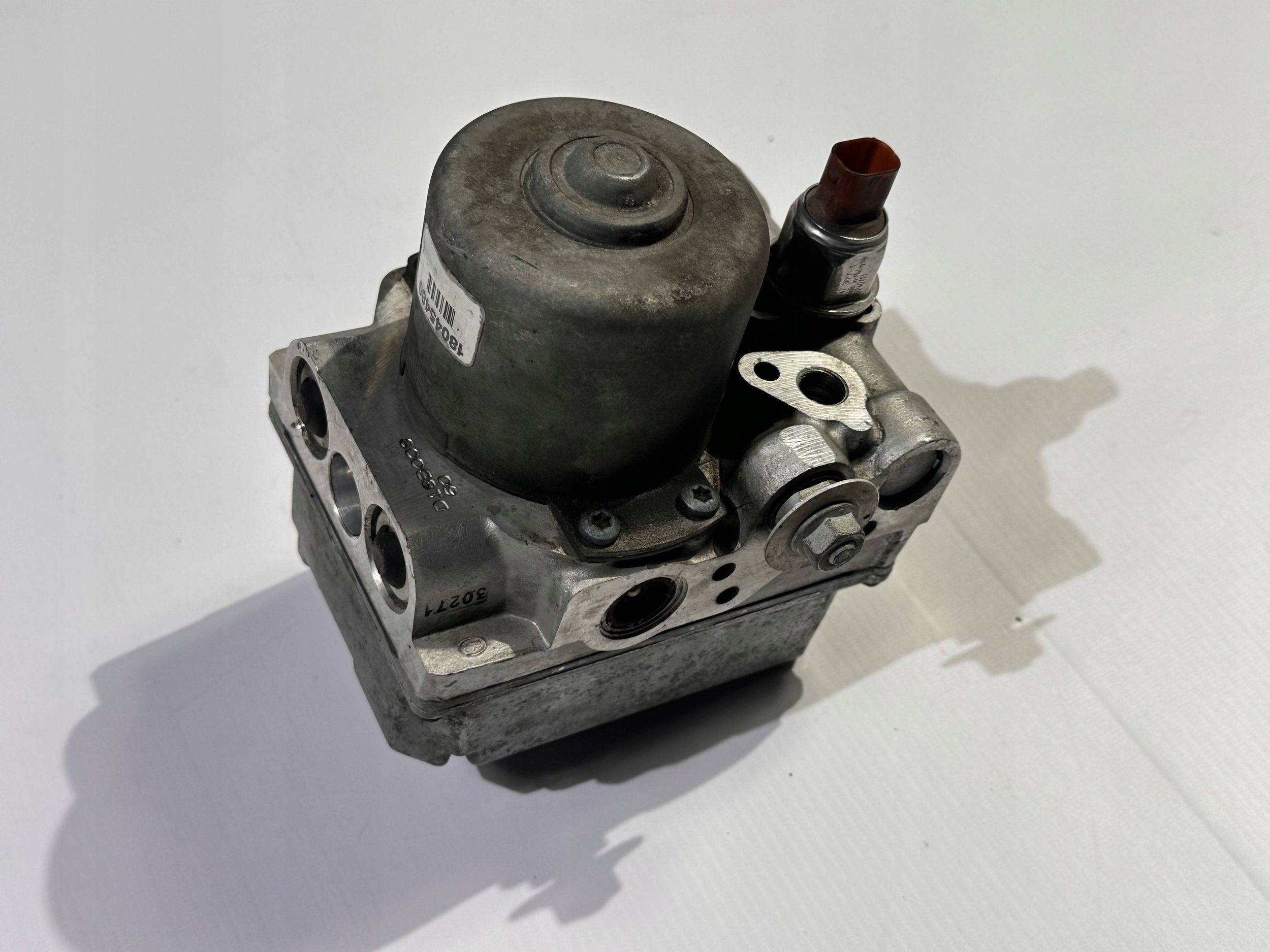 pump control unit ABS Chevrolet Corvette C6 2005 - 2013