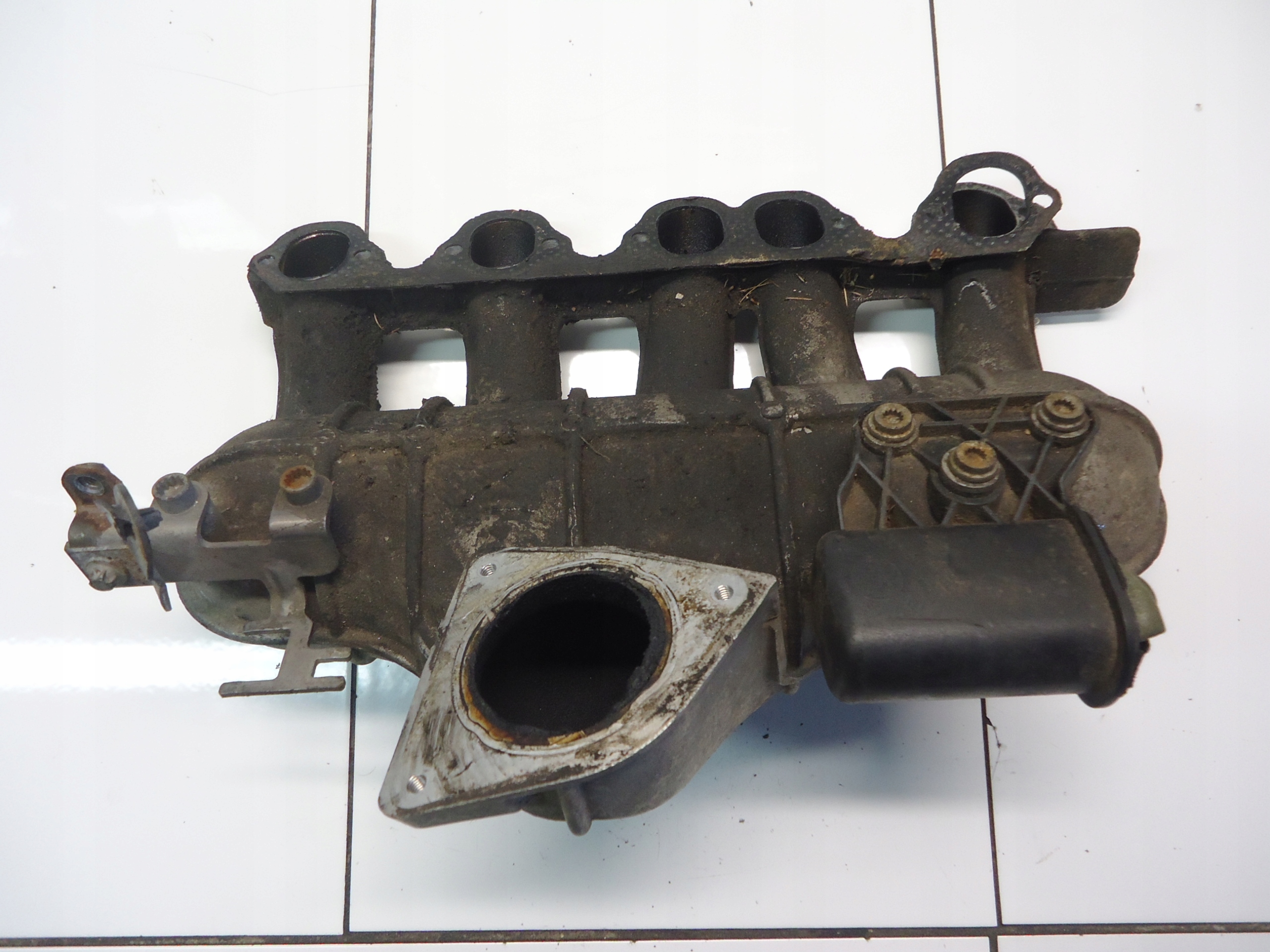 VW CRAFTER 2.5TDI CEB intake manifold 076129713C