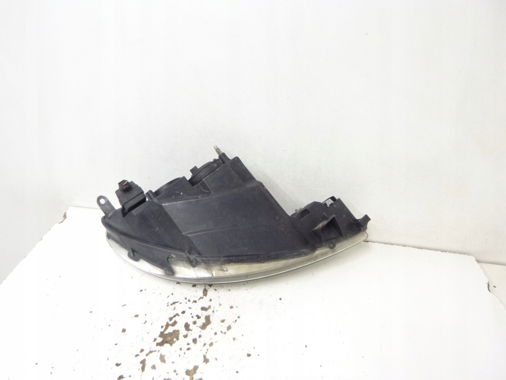 light front left Peugeot 206 2005r. 9660535580