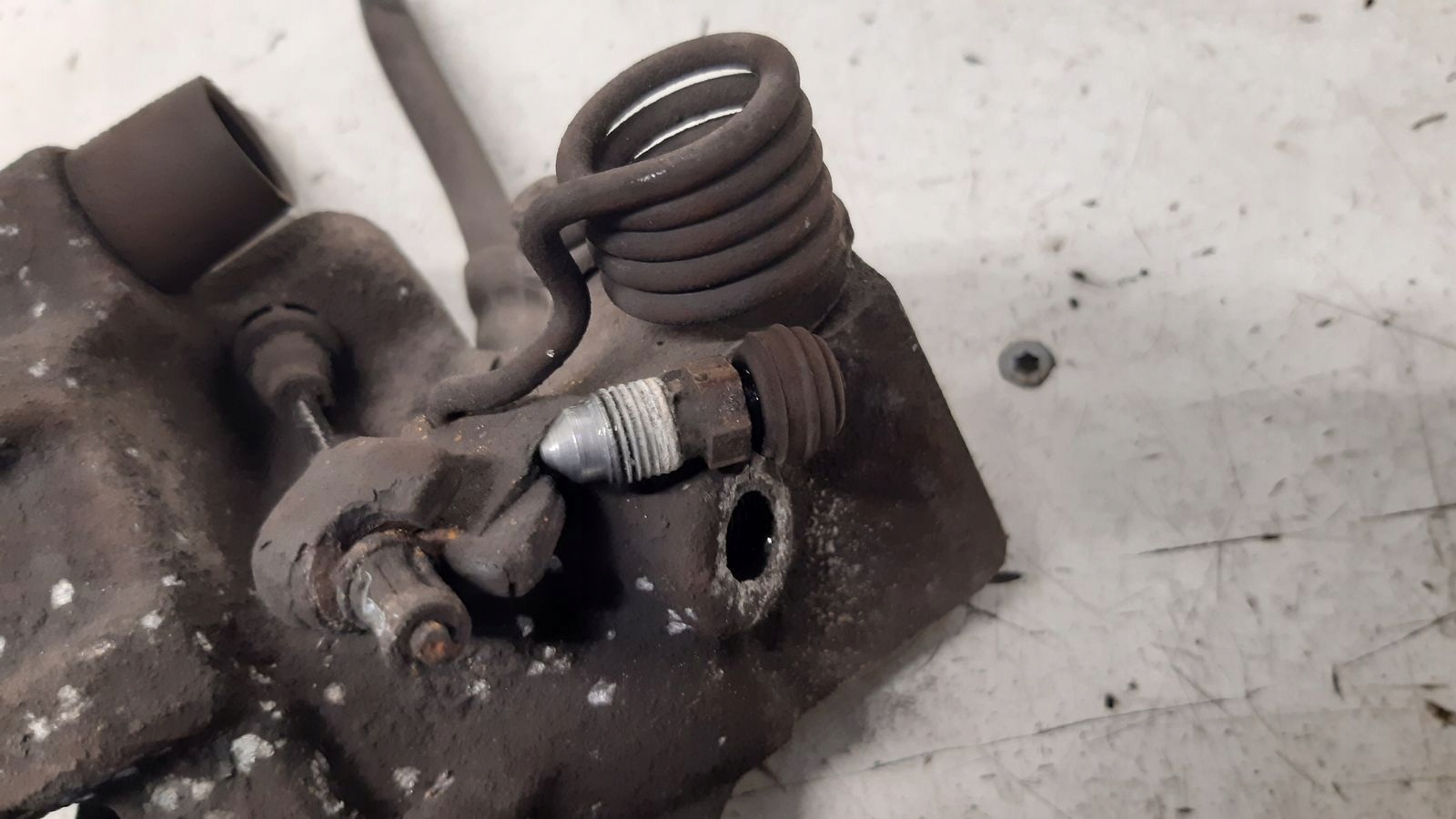 caliper rear part rear left Ford Focus MK3 1,0 Ecoboost