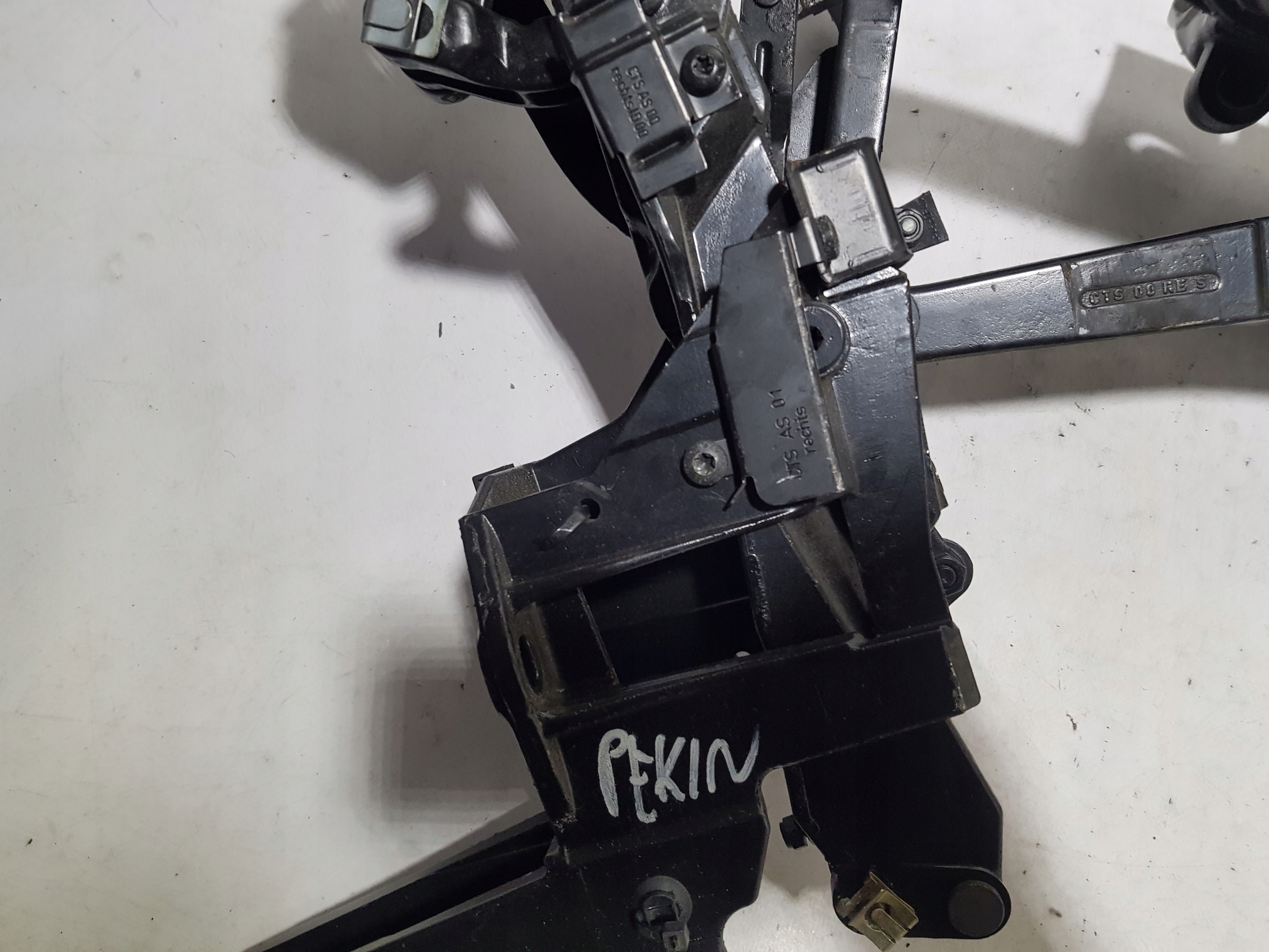 MERCEDES SL R230 W230 hinge roofs bonnet right