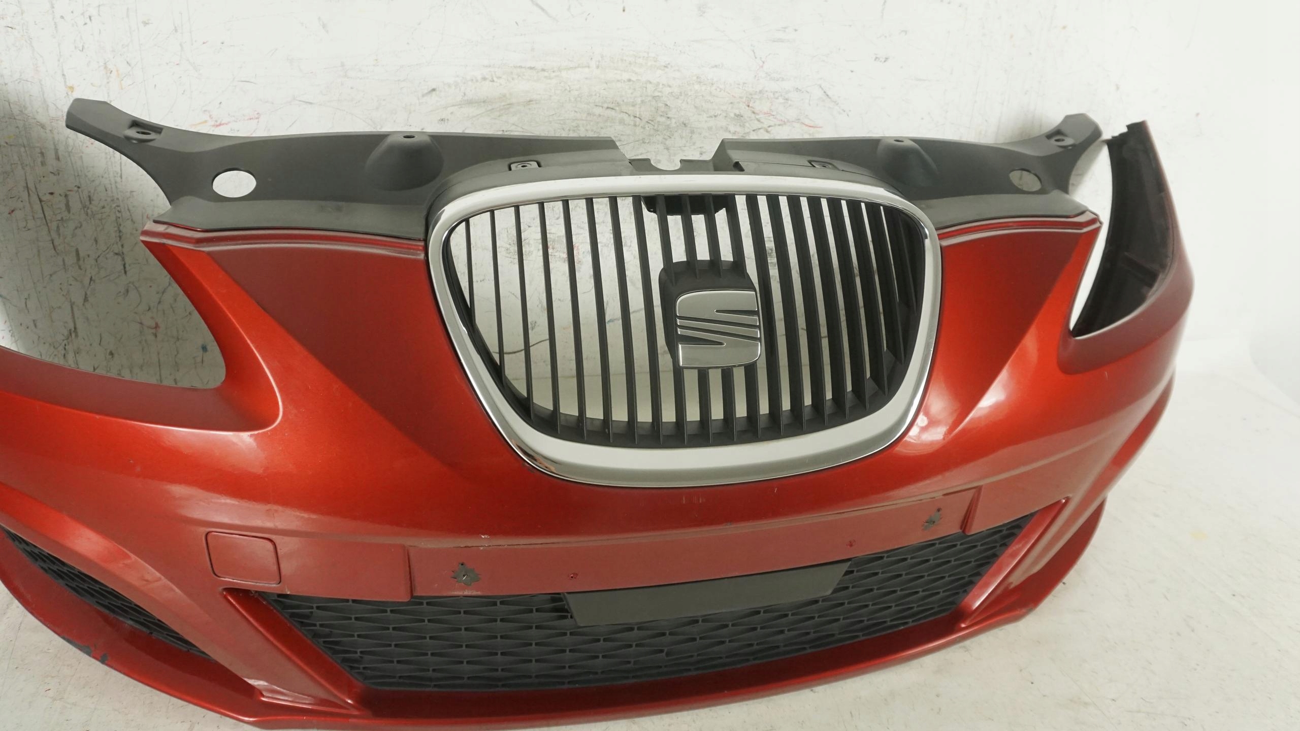 bumper front front SEAT LEON 2 II LIFT 09-12 2009-2012 grille