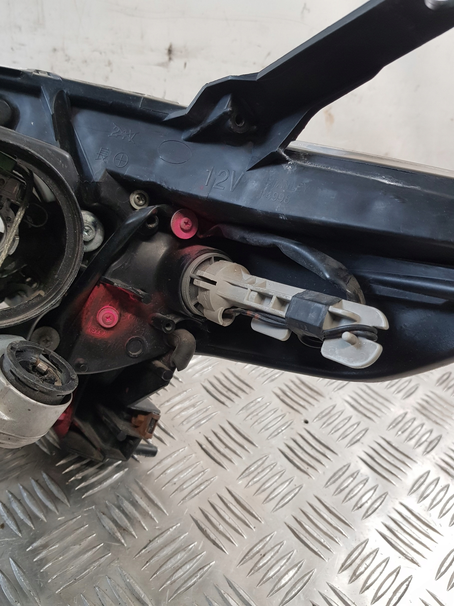 light right front P5117R MAZDA 5 06R- EUROPA