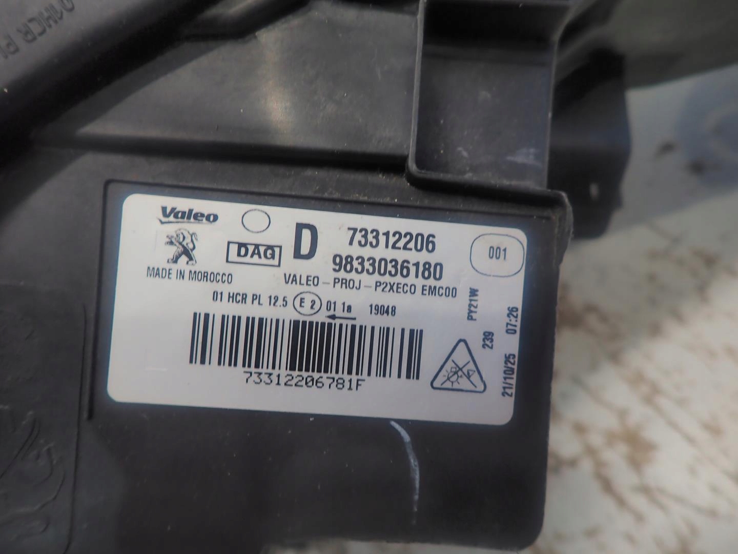 light front right PEUGEOT 208 II 2019- FULL LED