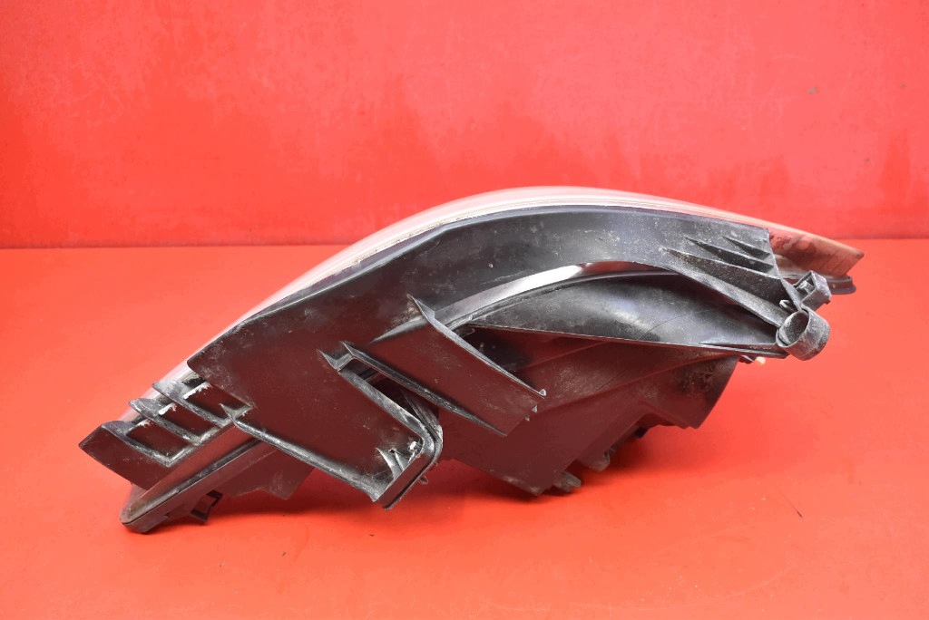 REFLEKTOR left light front EU 8200700028 RENAULT THALIA 2 II 08-12