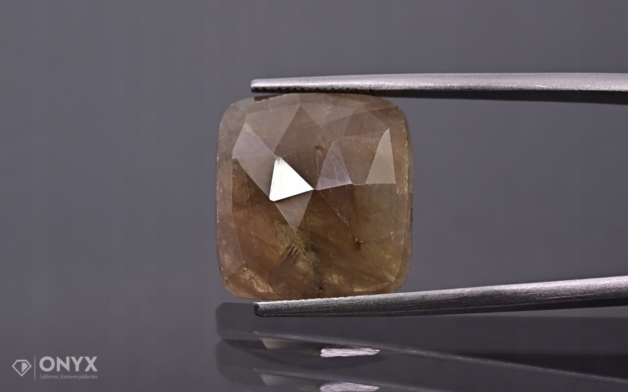 Safír fasetovaná rozeta obdélník 16,5x15,5 mm