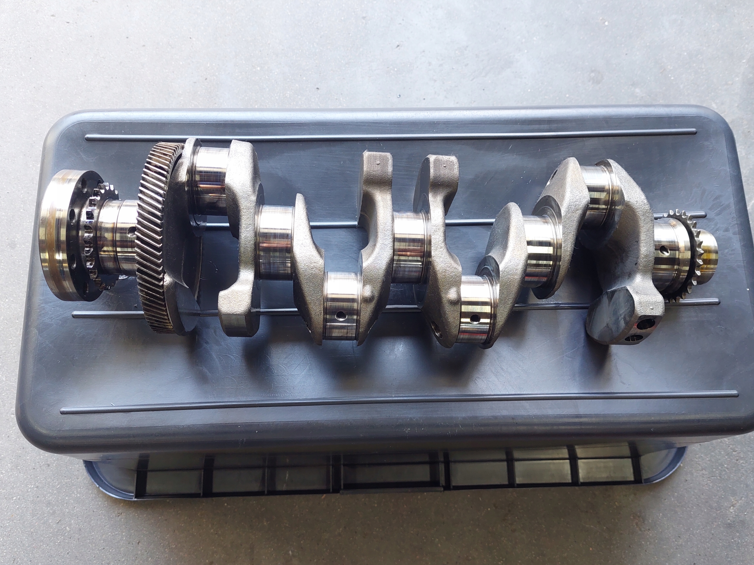 crank 204DTD G4D3CA JAGUAR XF II X260 XE X760 2.0 D