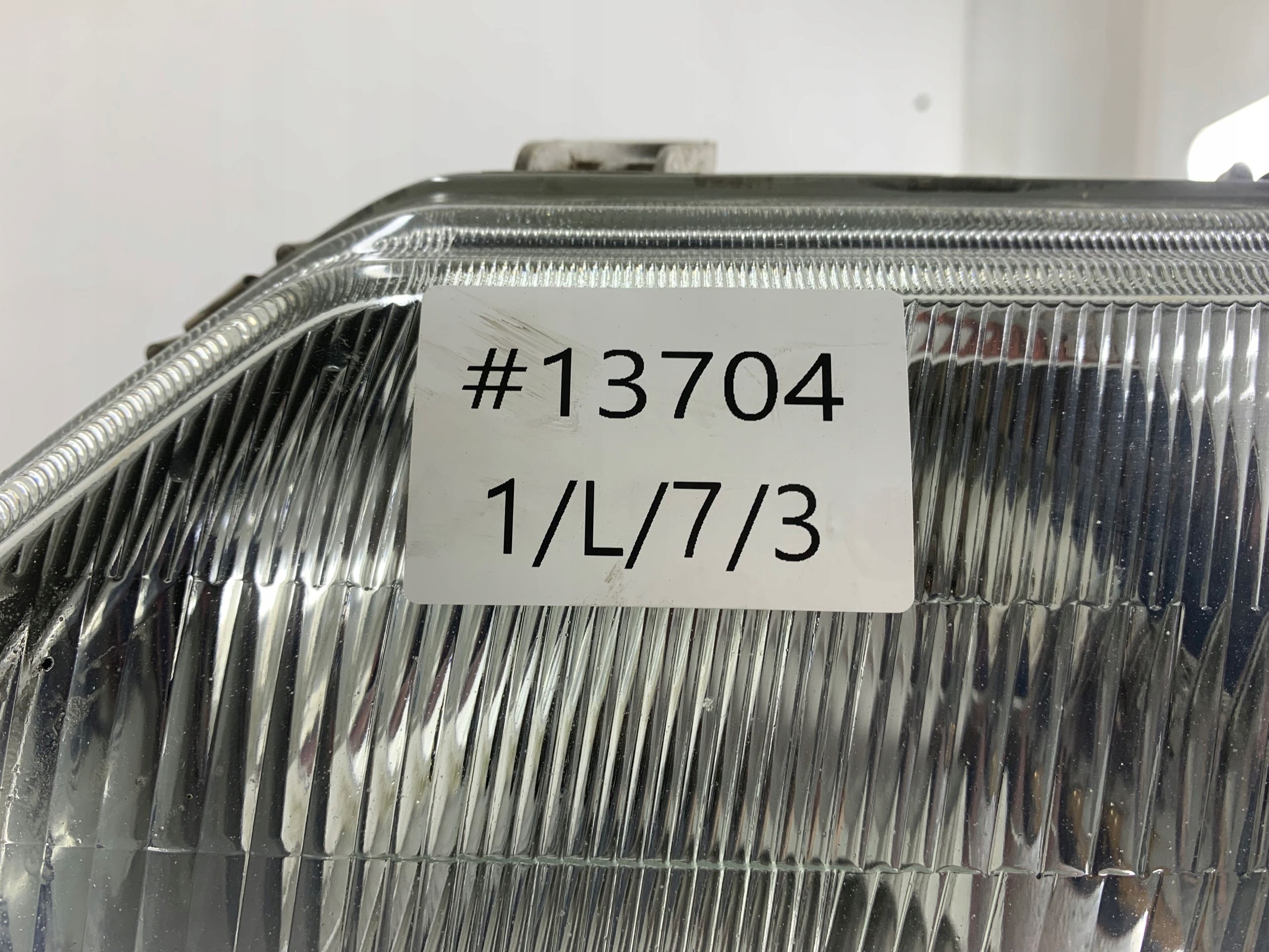 DAIHATSU GRAN MOVE light left front