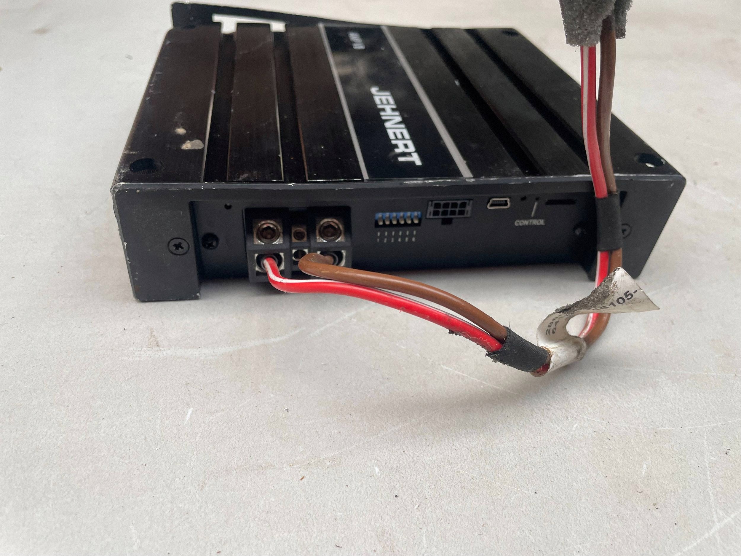amplifier JENHERT AMP V8 MERCEDES 288033345115 @A
