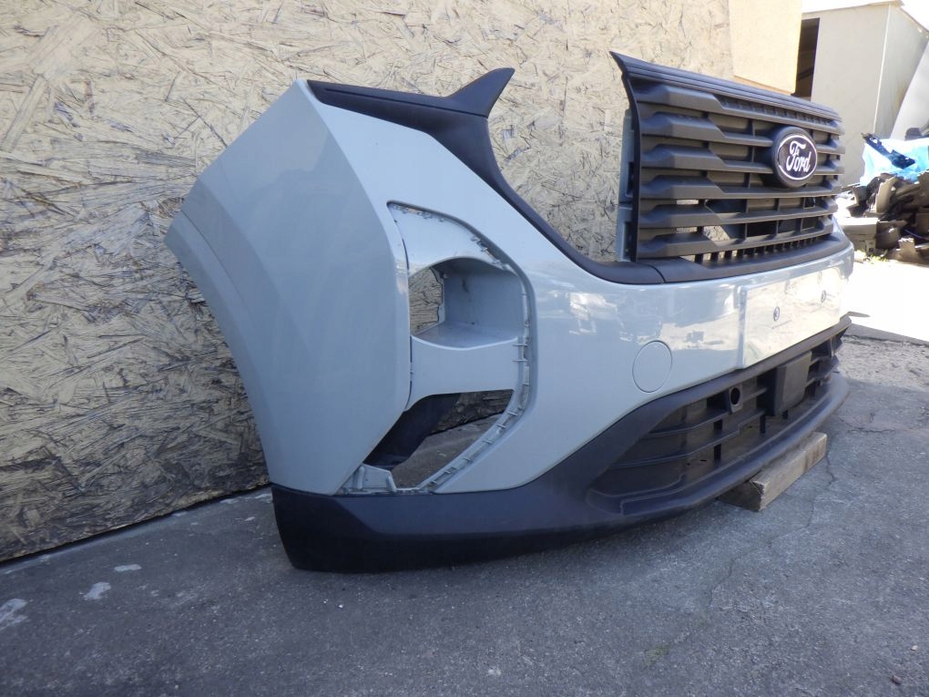 FORD TRANSIT COURIER MK3 III 23- front bumper