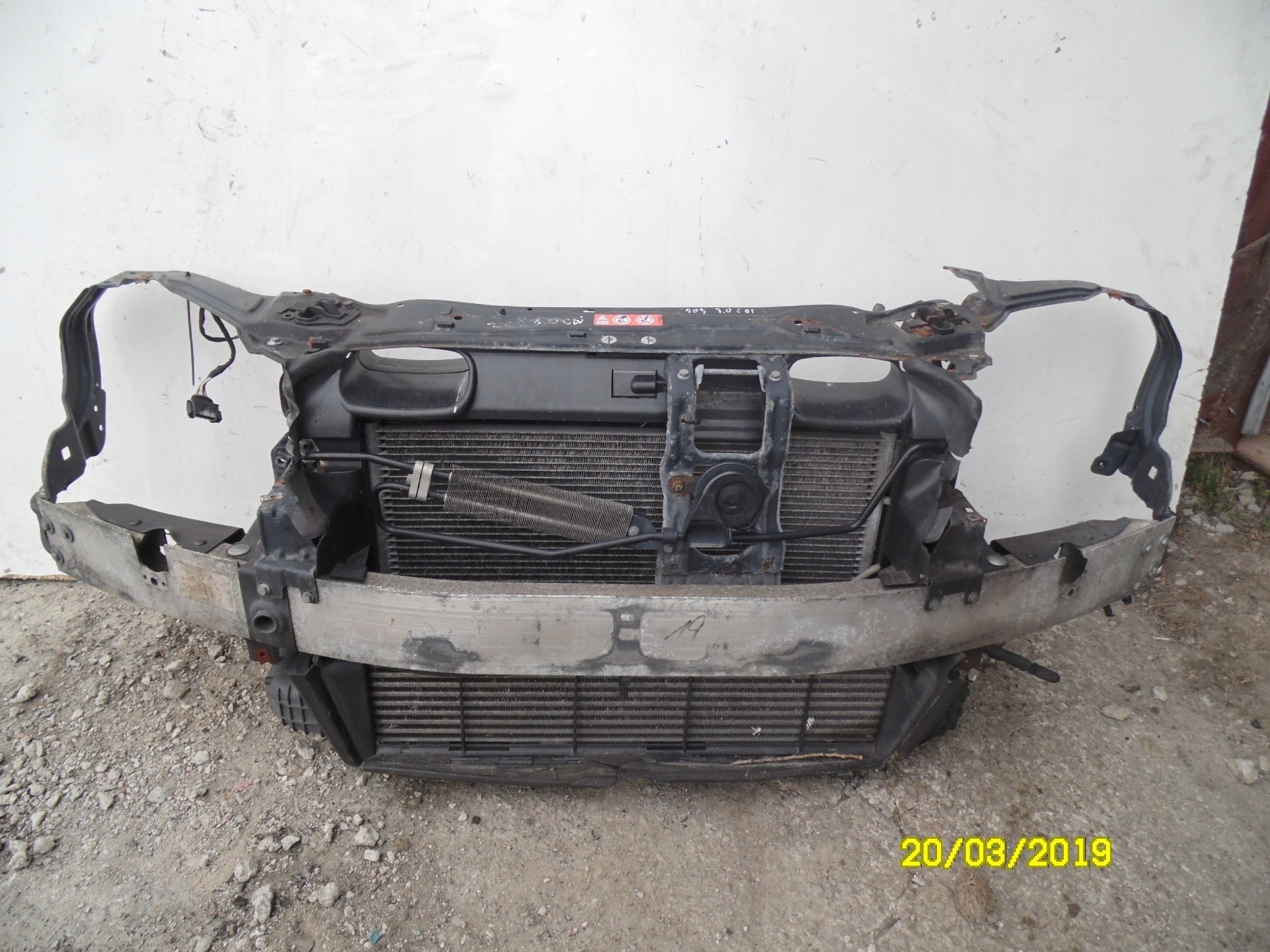 PAS PRZEDNI KOMPLETNY MERCEDES W203 3.0 CDI C320