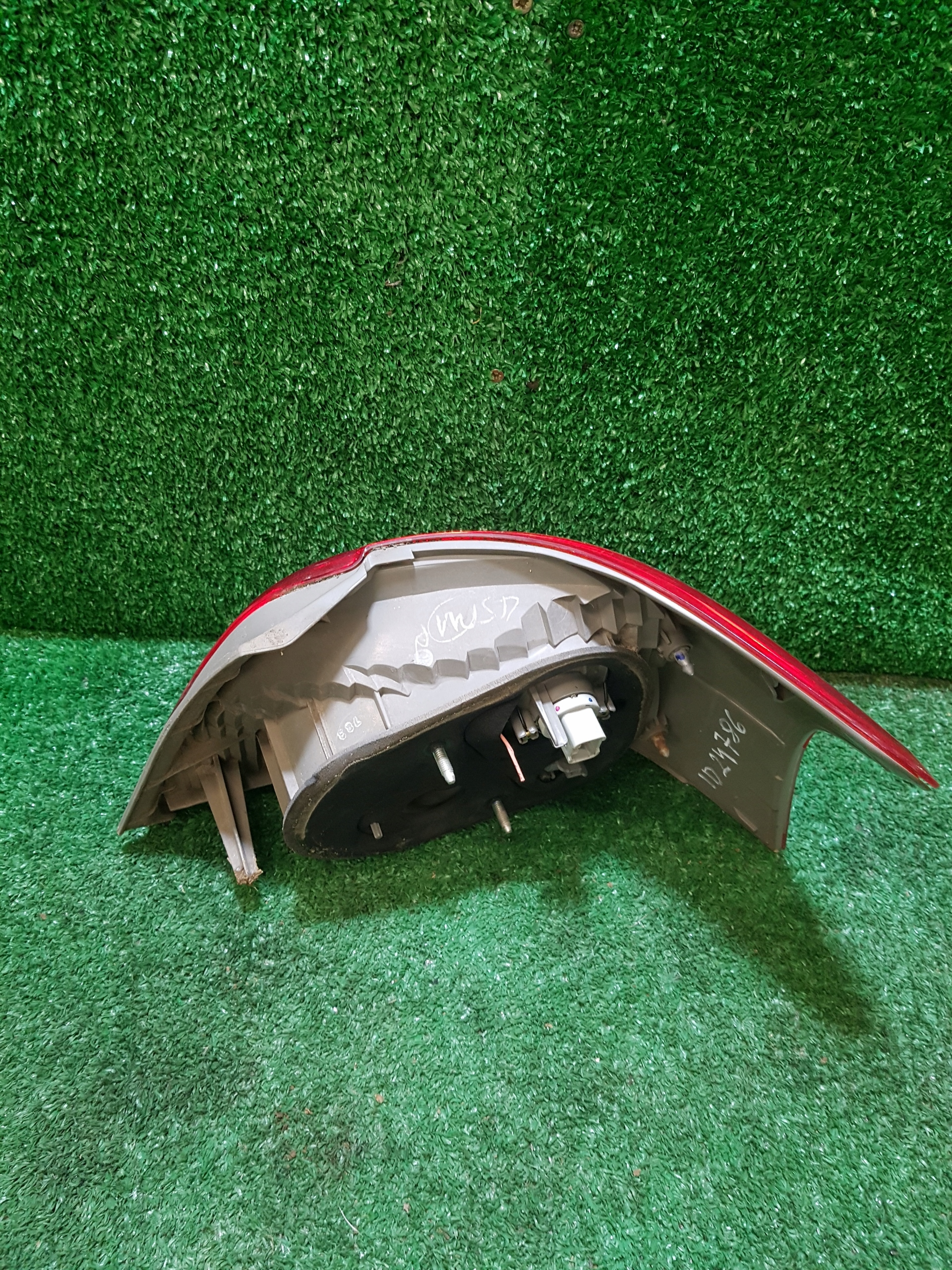 light left rear TOYOTA YARIS 2