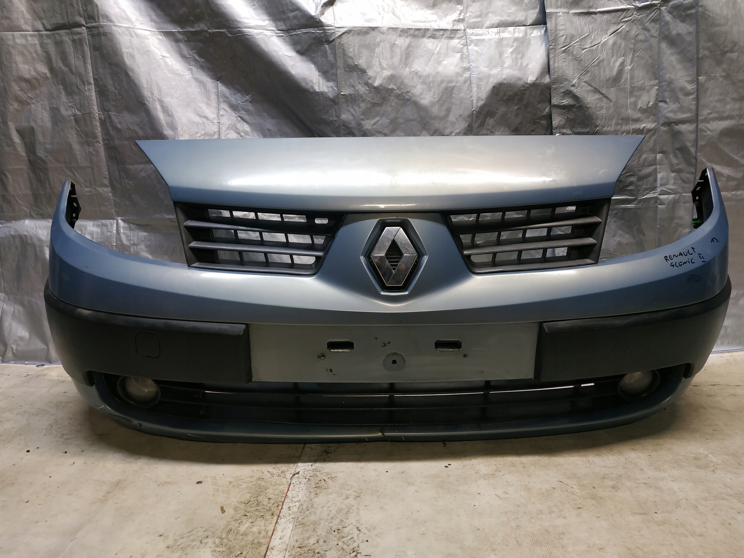 Передний бампер рено меган 2 2008. Бампер передний меган 2 рестайлинг. Бампер рено меган 2 передний. Бампер рено 2 бу. Купить передний бампер на рено сценик 2 дизель 2009г в спб.