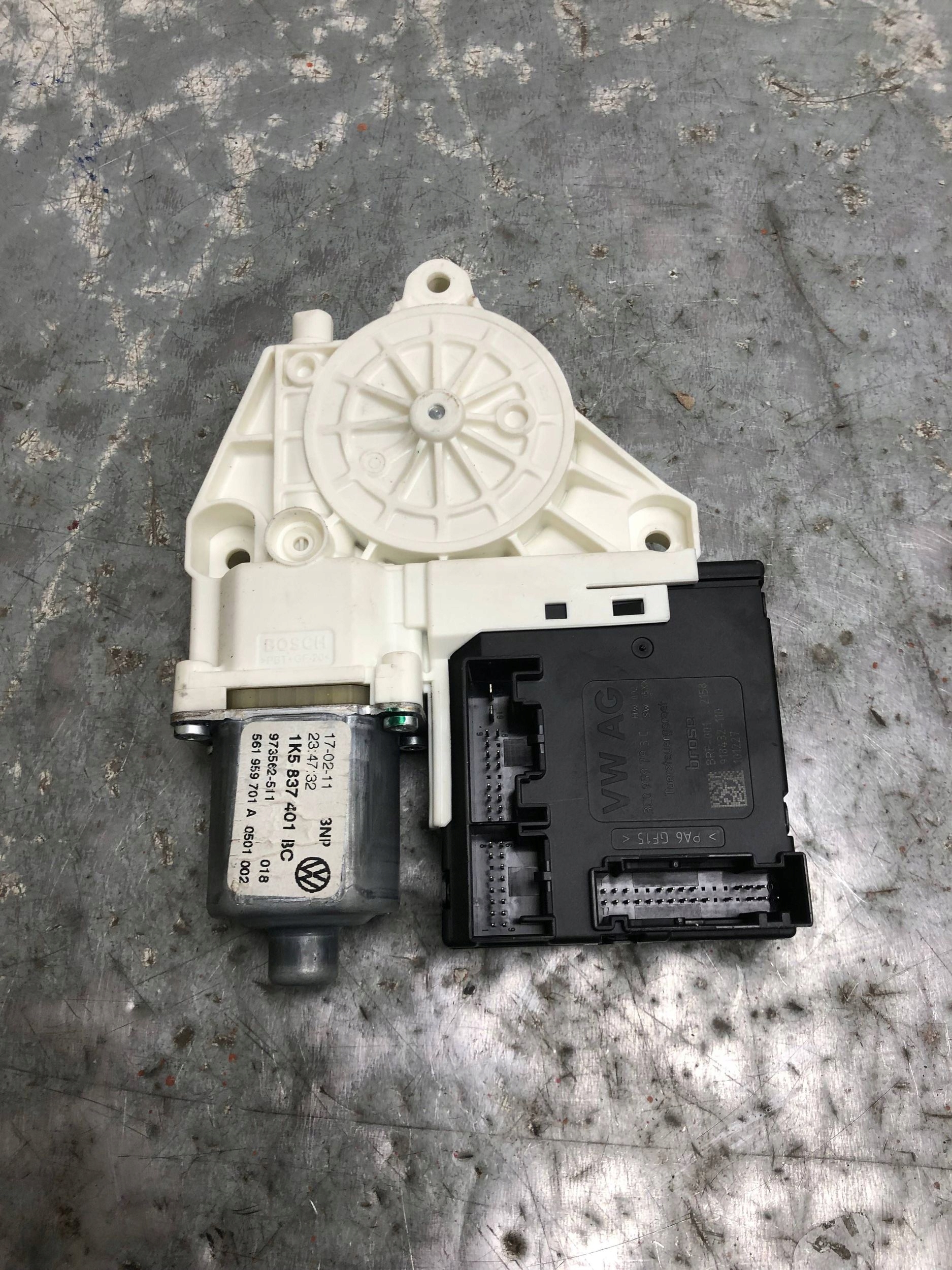 mini motor windows left front VW GOLF VI 1K5837401BC