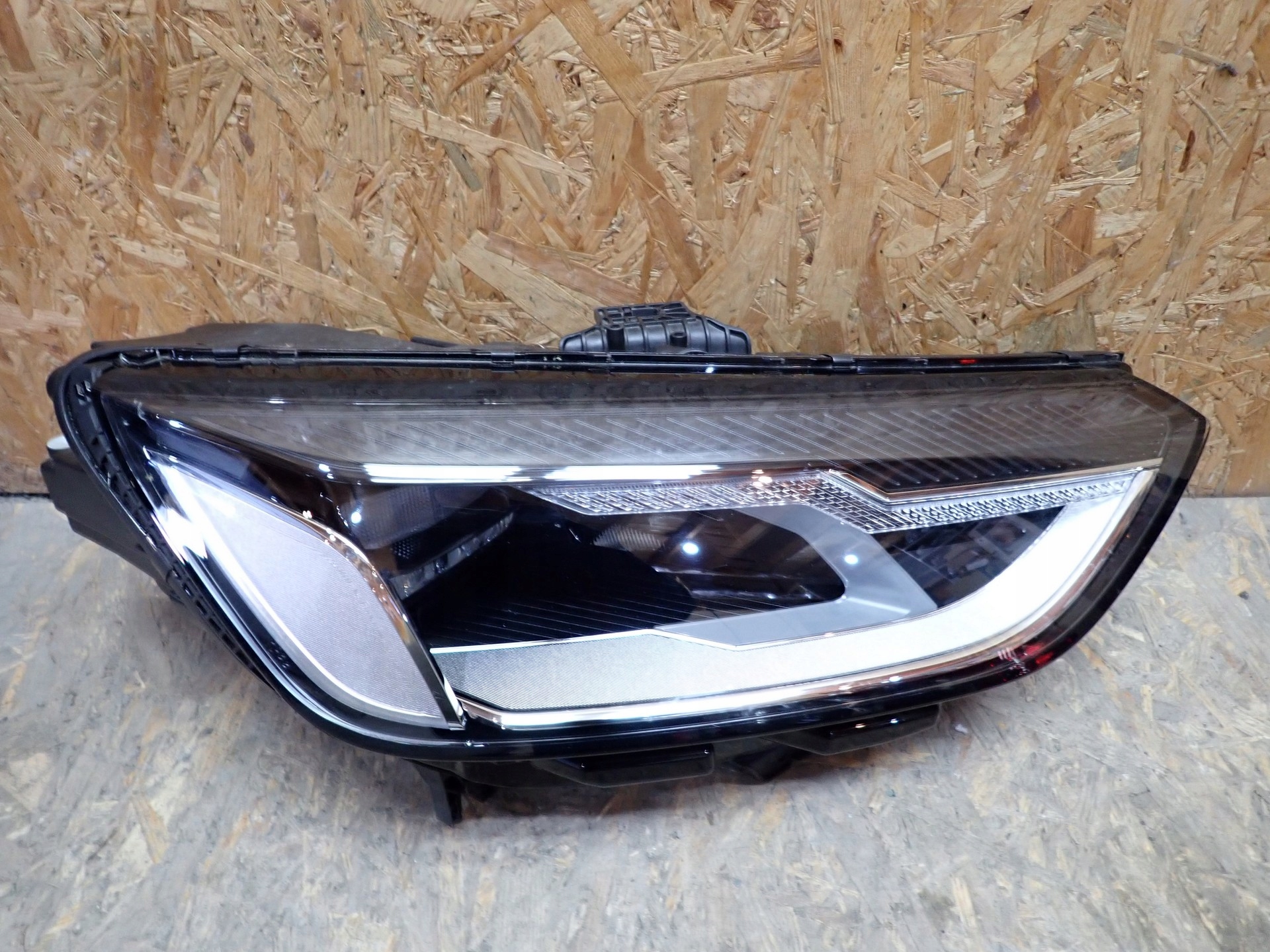 light right REFLEKTOR right FULL LED AUDI A4 B9 LIFT 2019- 8W0941012