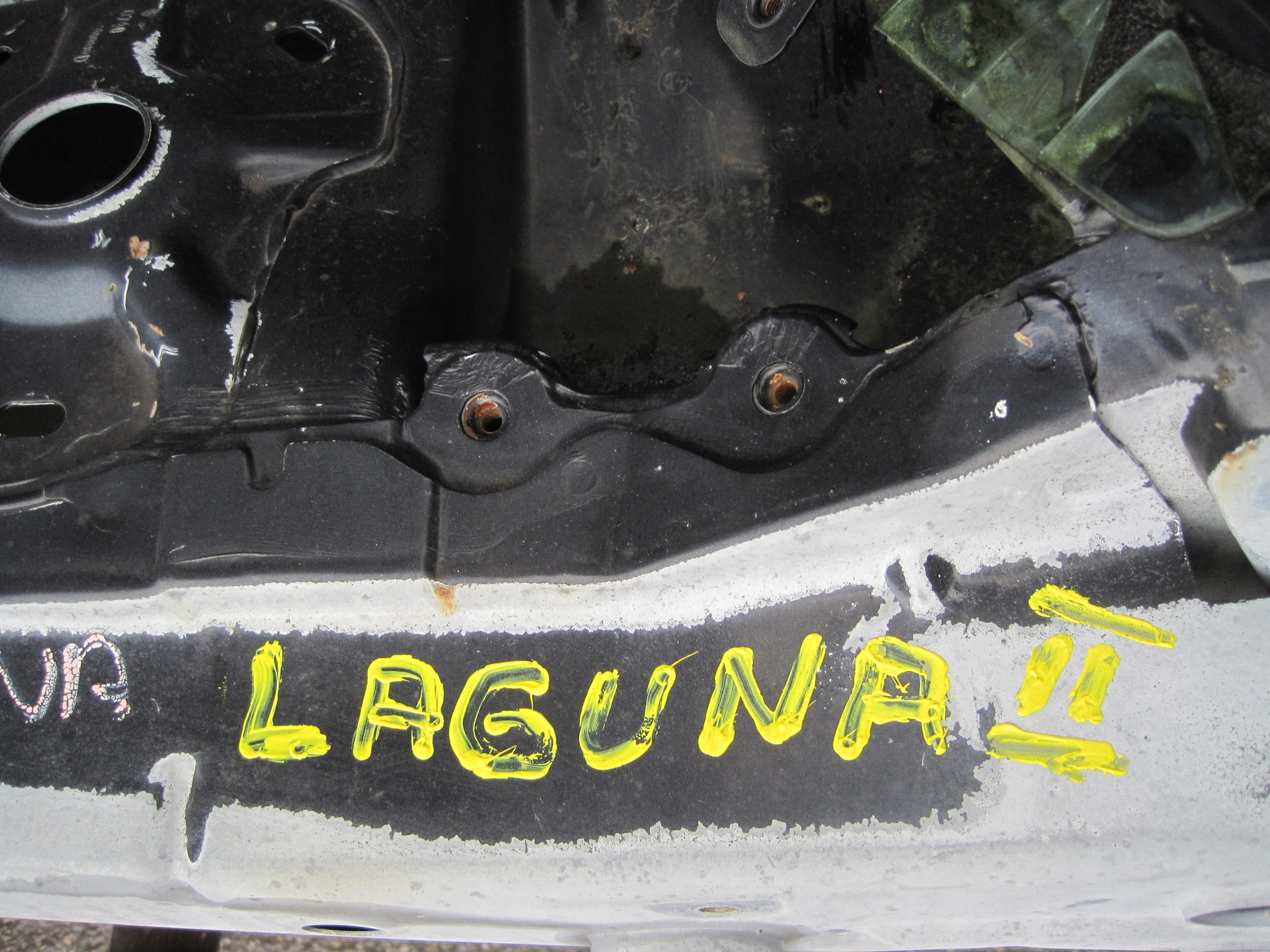 quarter left RENAULT LAGUNA III