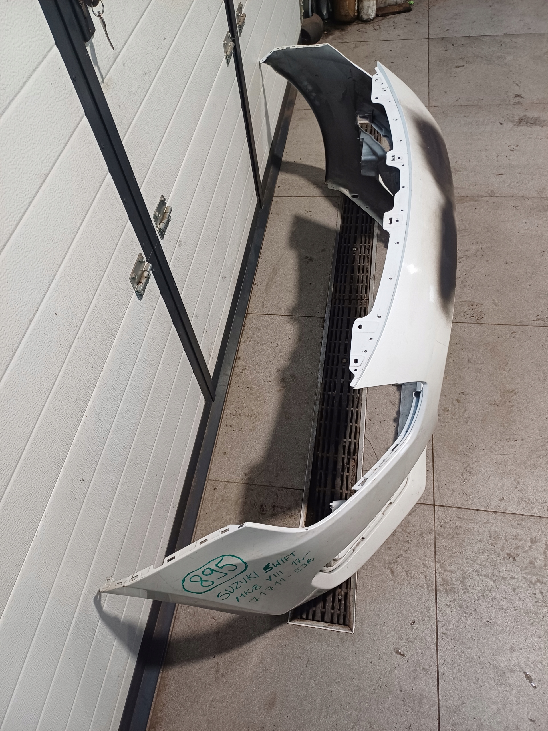 bumper front front SUZUKI SWIFT MK8 VIII 17R- 71711-53R