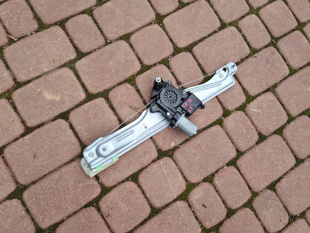 lift left rear part Opel Insignia B 39176507