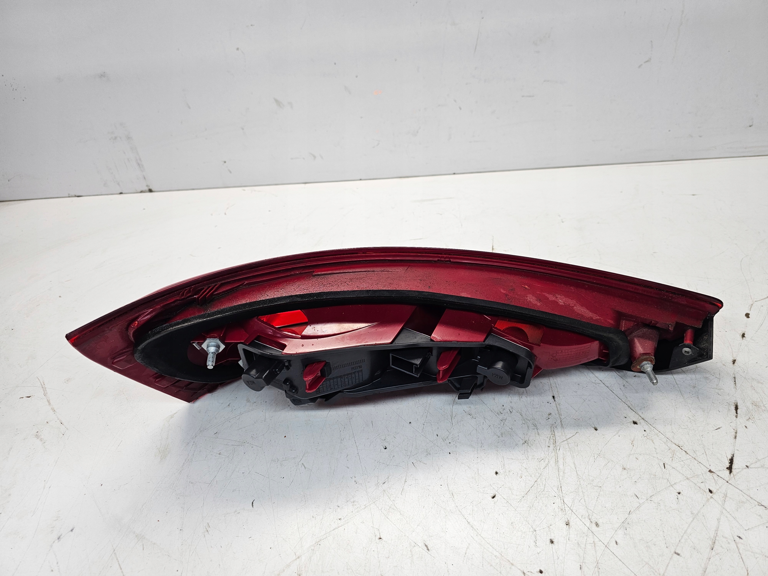 light right rear part AUDI Q3 8U 8U0945094 normal for ZAROWKI