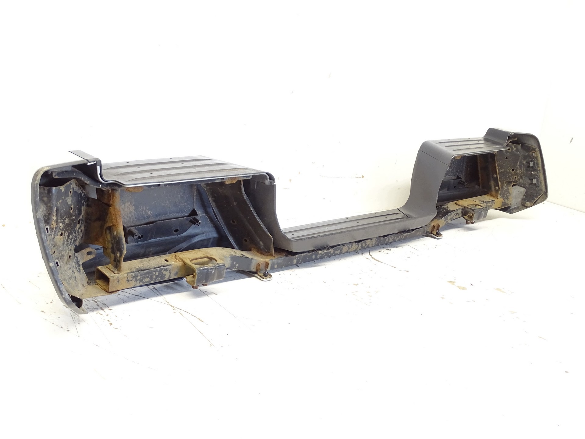 bumper rear part rear sider MITSUBISHI L200 V