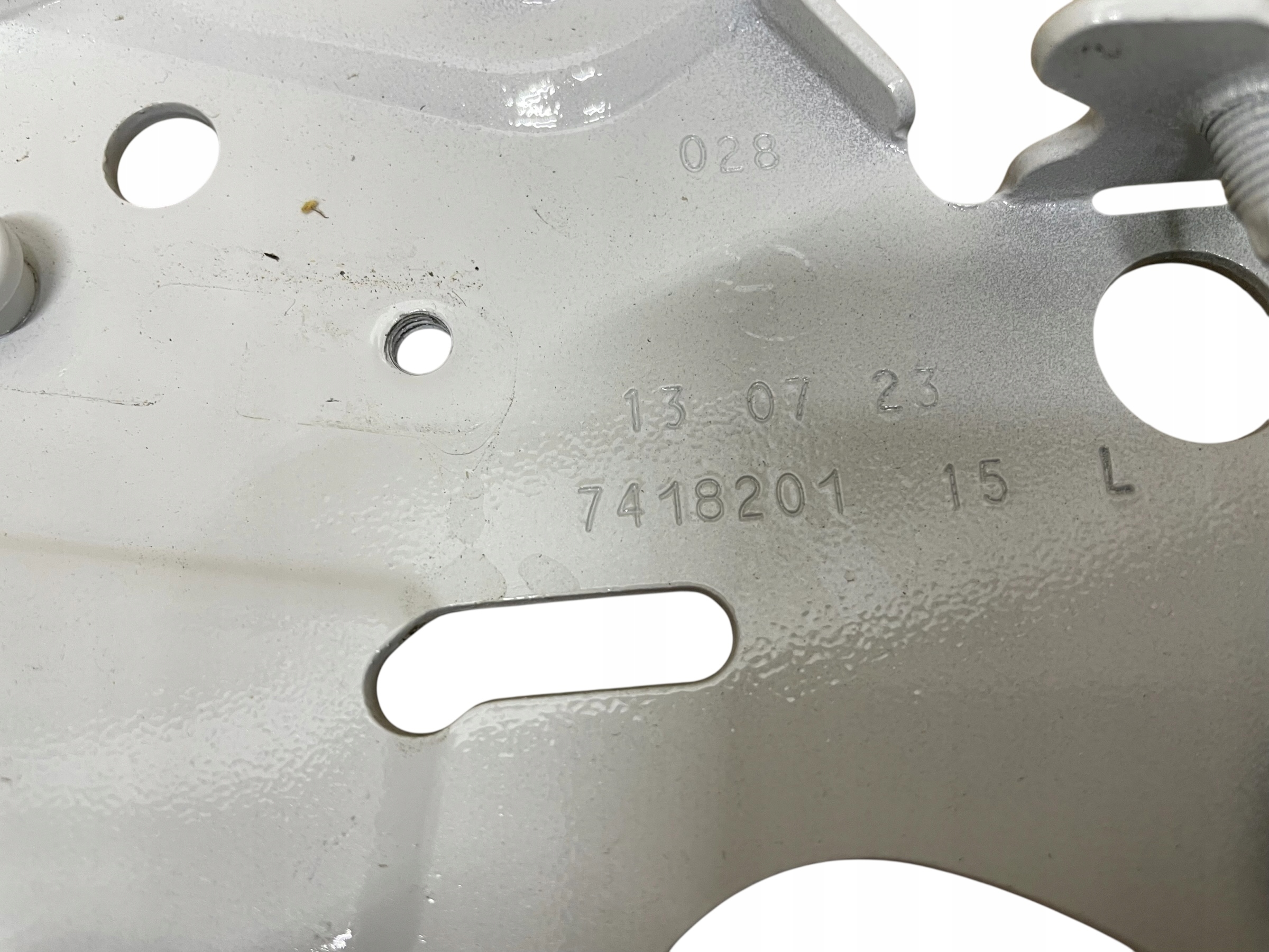 hinge bonnets left right BMW X5 G05 colour A96
