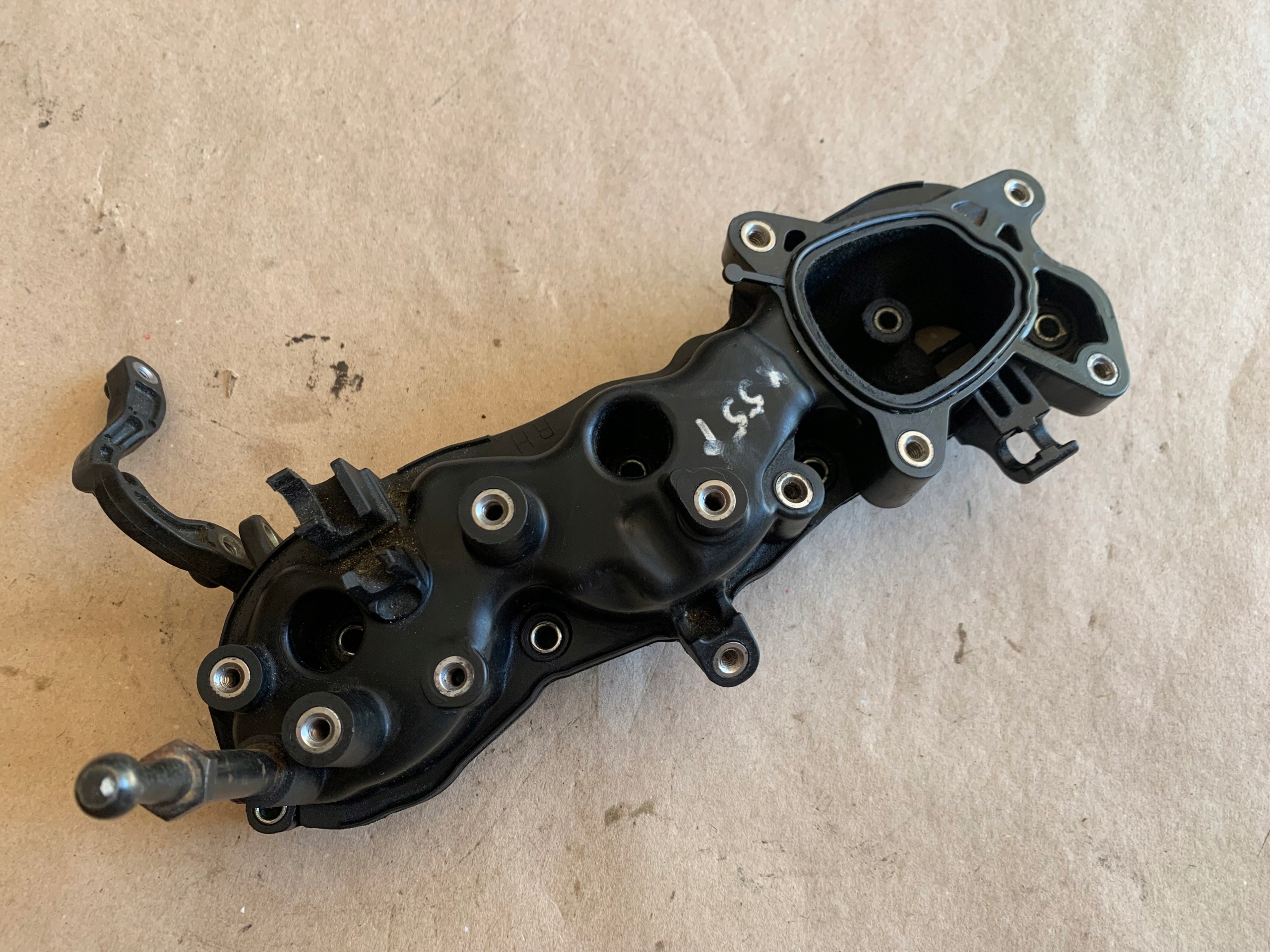 HYUNDAI IX55 3.0 CRDI V6 intake manifold right