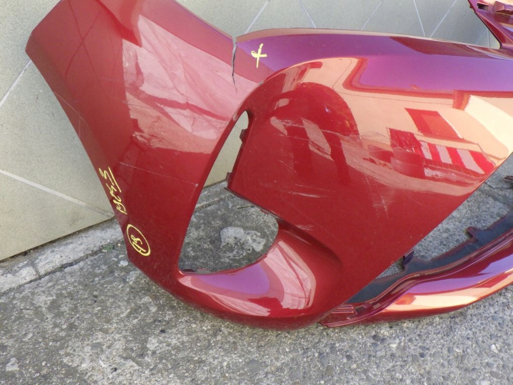 TOYOTA YARIS III 3 LIFT 17- front bumper