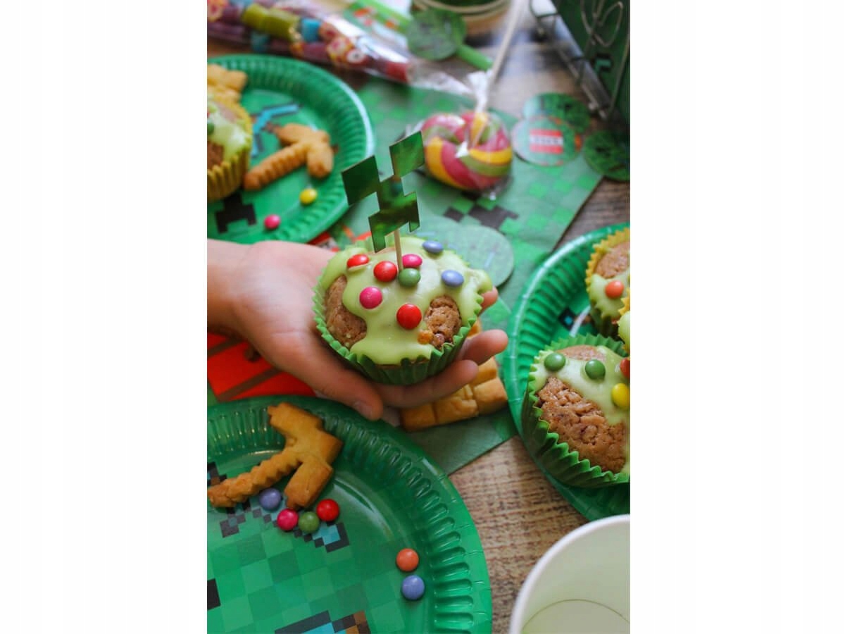 Talerzyki papierowe MINECRAFT 6sztuk Urodziny TNT Liczba sztuk w zestawie 6 szt.