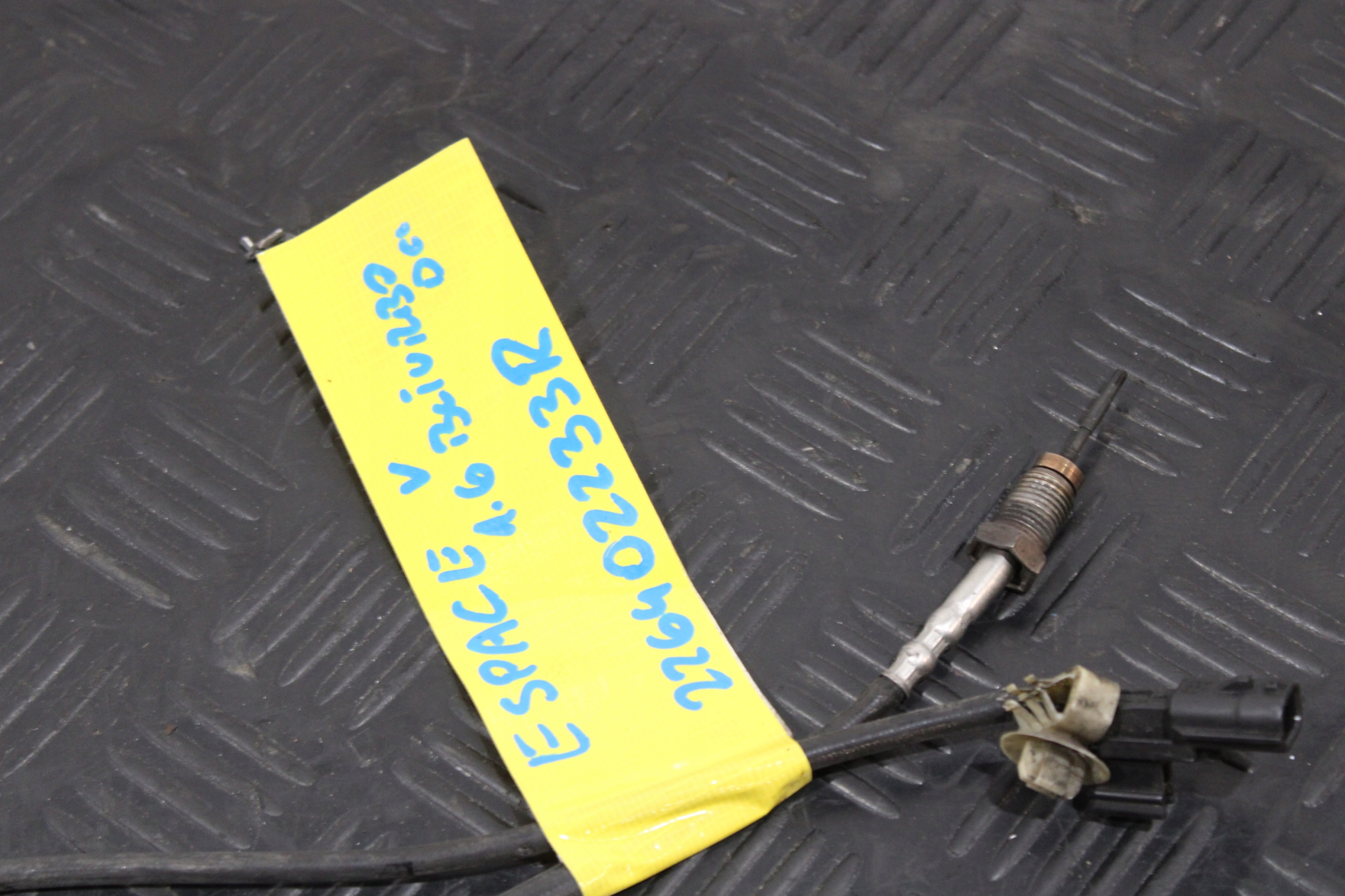 Sensor TEMPERATURY Gase 226402233R RENAULT ESPACE V 5