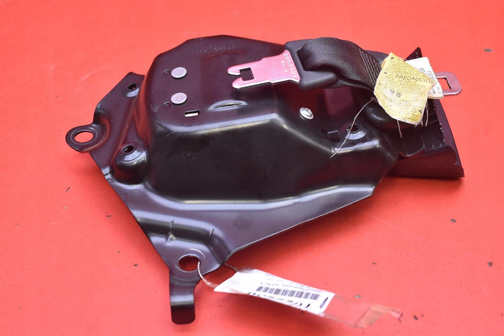 Gurten Sicherheits mitte heck 7E5100 TOYOTA RAV 4 2 II 03-06