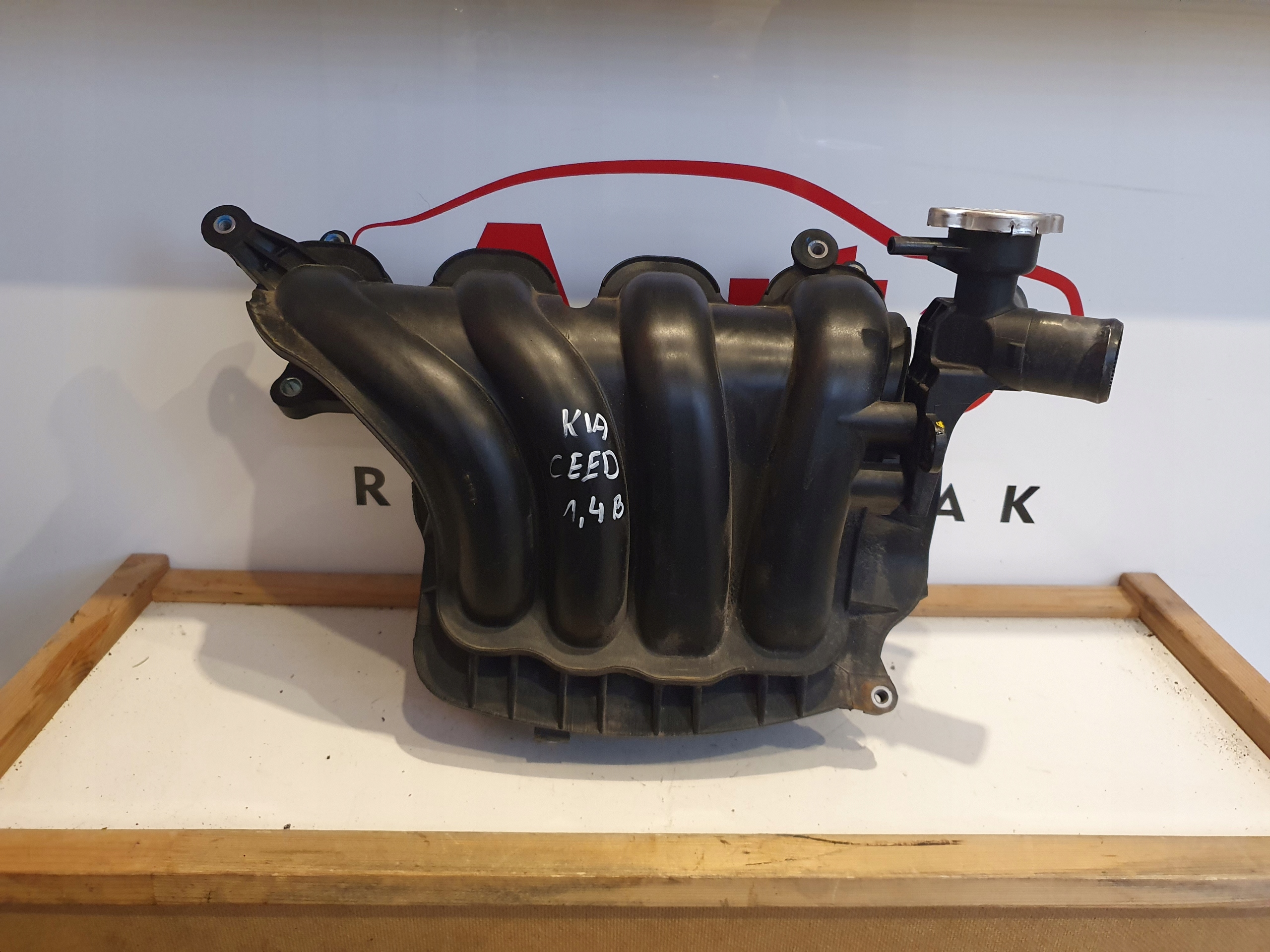 I30 1,4 - ВПУСКНОЙ КОЛЛЕКТОР ДЛЯ KIA CEED II LIFT БЕНЗИН 2015