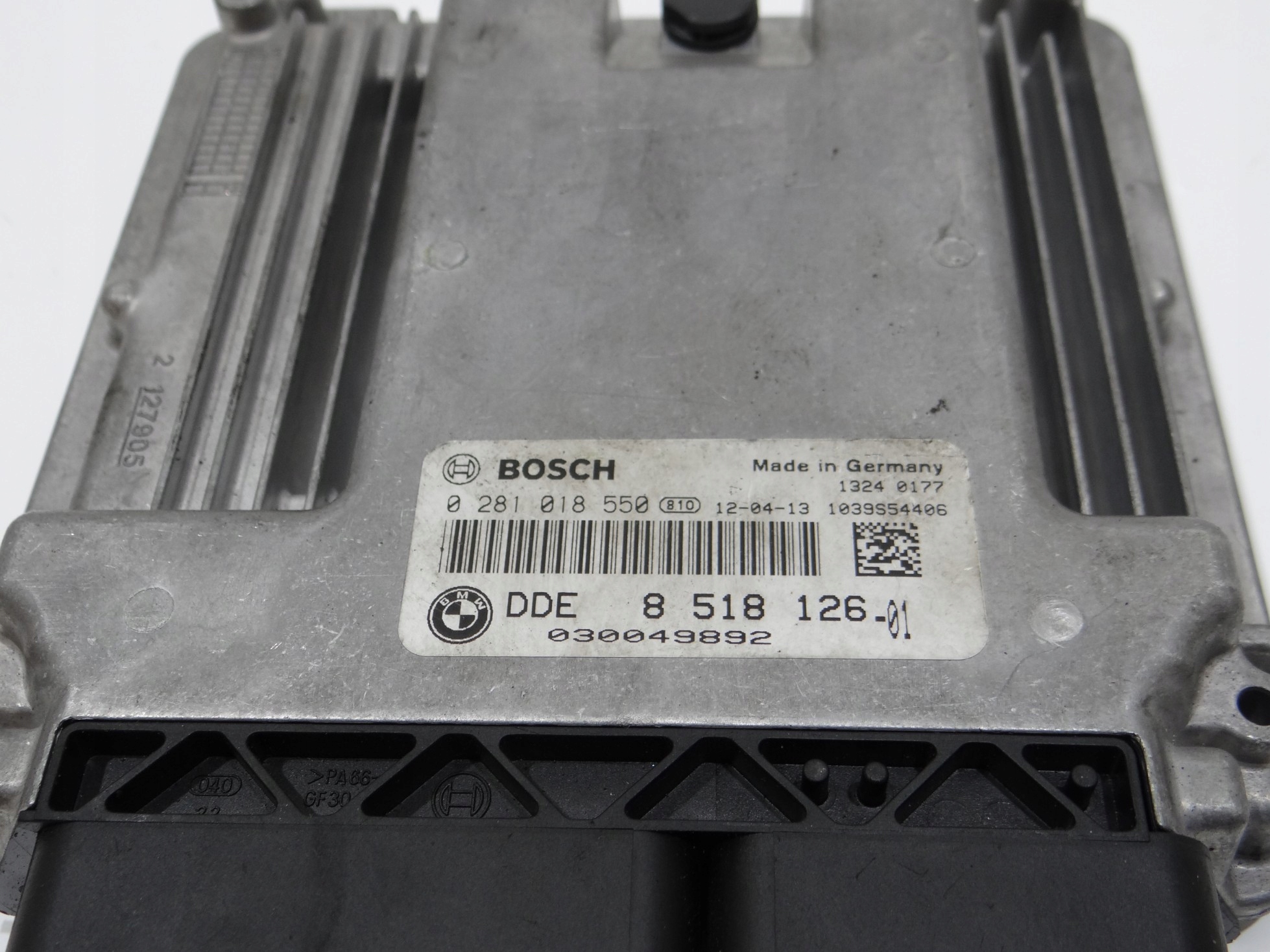 computer control unit of the engine BMW F10 3.0 D 8518126