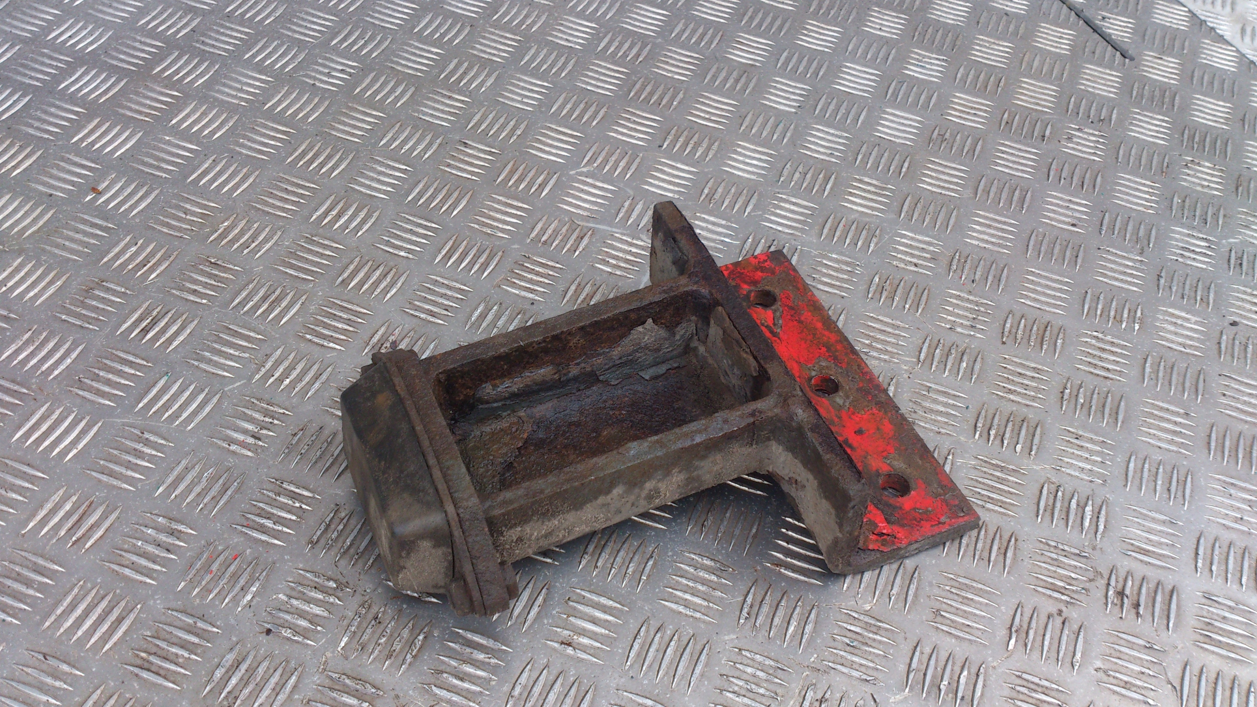 ODBOJNIK SCANIA 4 WYWROTKA Part number 1377729