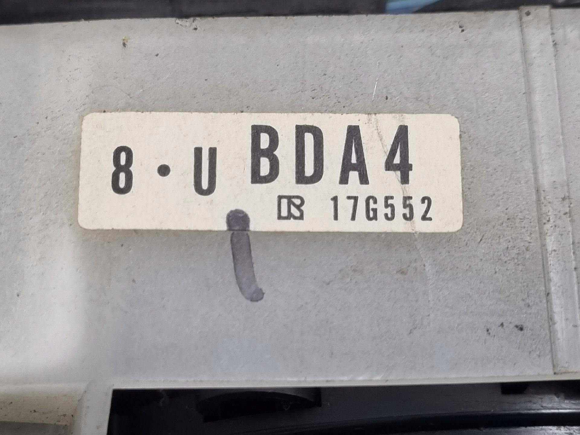 devio luci tergicristallo tergi Mazda 3 2 BL 2009 BBM3-66-122