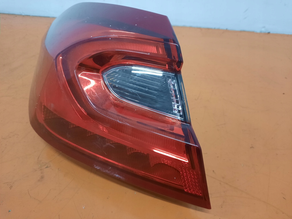 FORD FIESTA VII MK8 LAMPA TYŁ LEWA ZEWNĘTRZNA TYLNA 13405BH Numer katalogowy części 13405BH
