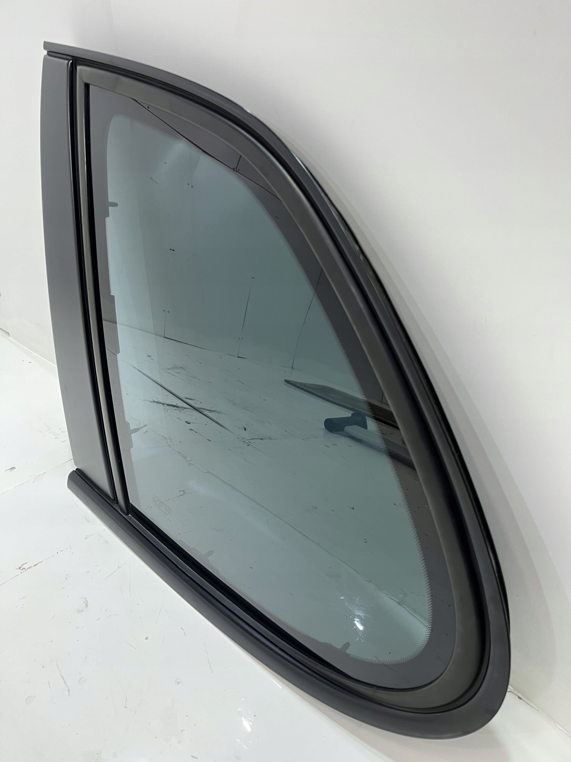 7L5853381CL - КУЗОВНОЕ СТЕКЛО ЗАДНЕЕ ЛЕВОЕ CAYENNE 7L GTS 2008