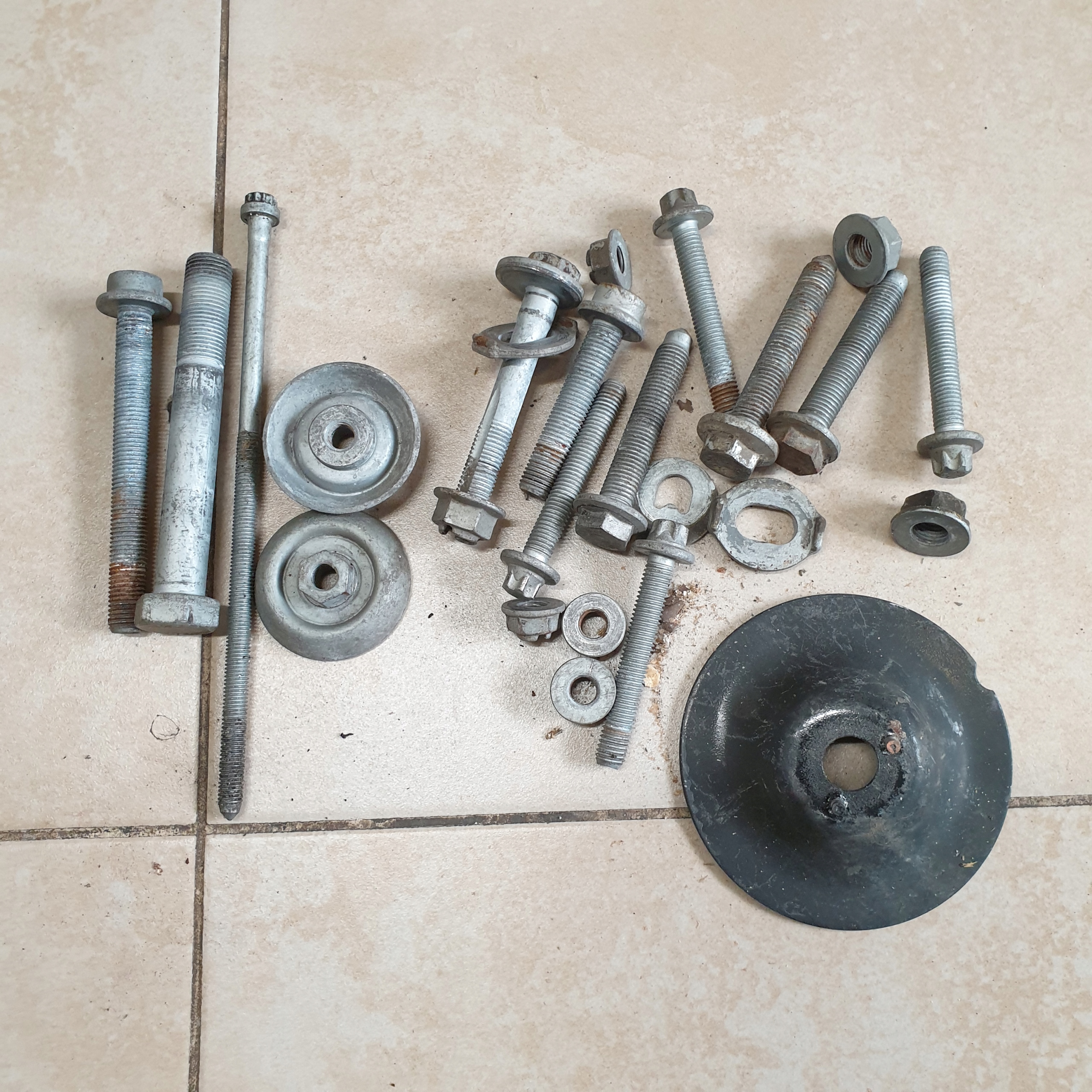 Болти задньої підвіски MERCEDES S W222 OE