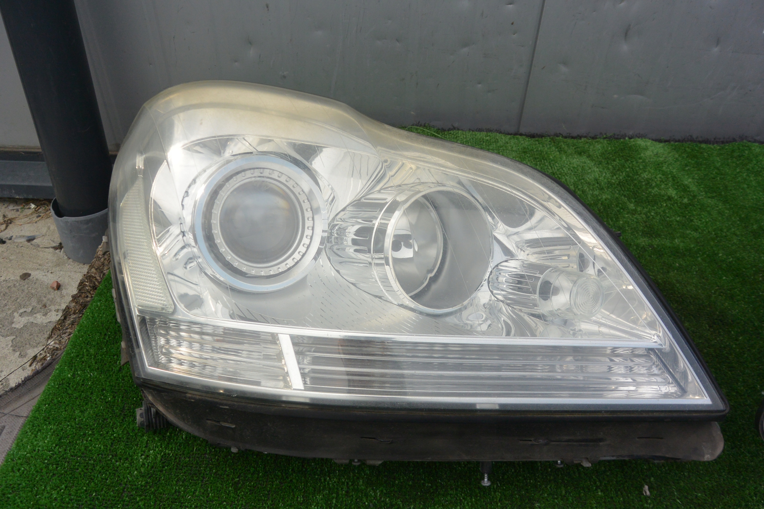 MERCEDES GL 164 light left right front XENON KPL