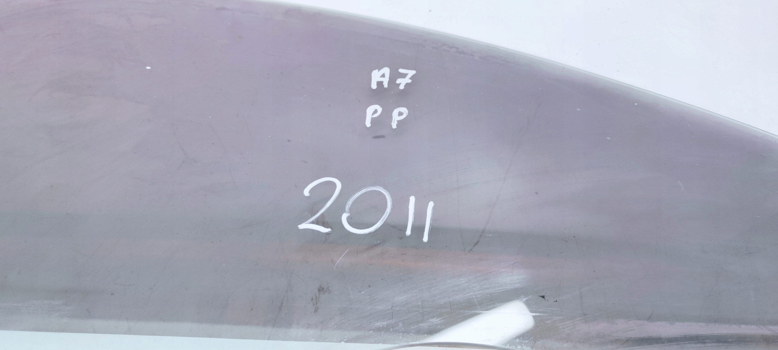 SZYBA BOCZNA DRZWI PRAWY PRZOD AUDI A7 2011R Part number 4G8