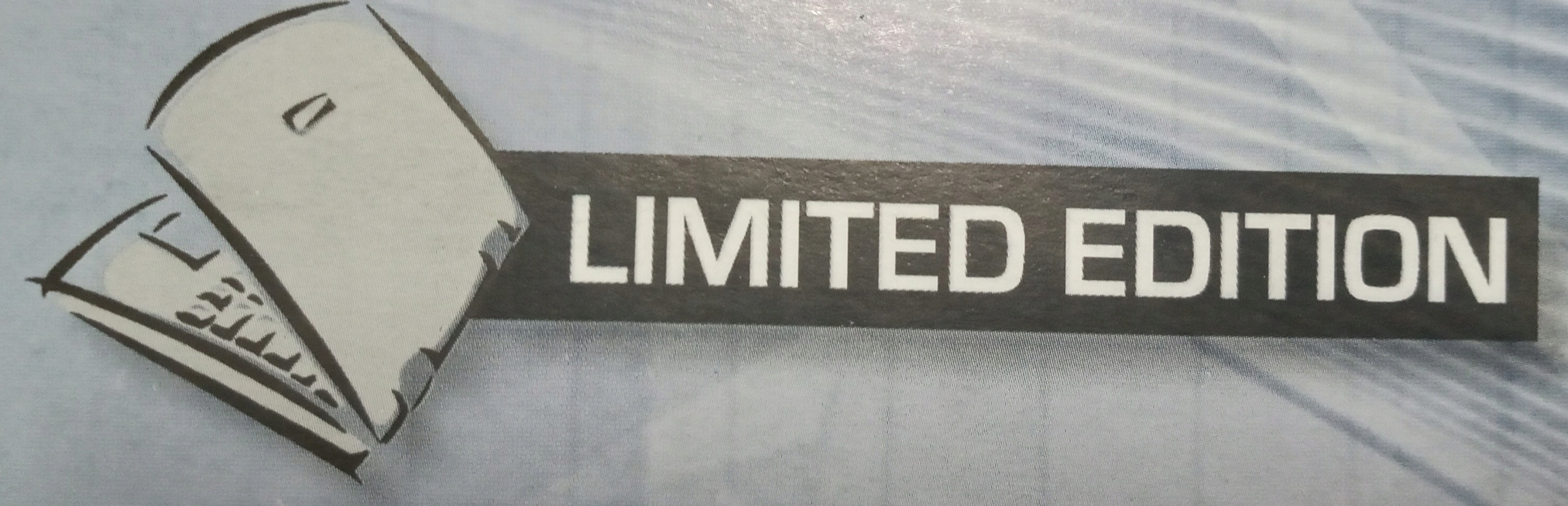 Skórka naklejka na laptopa - motyw "skóra węża" Producent Inna