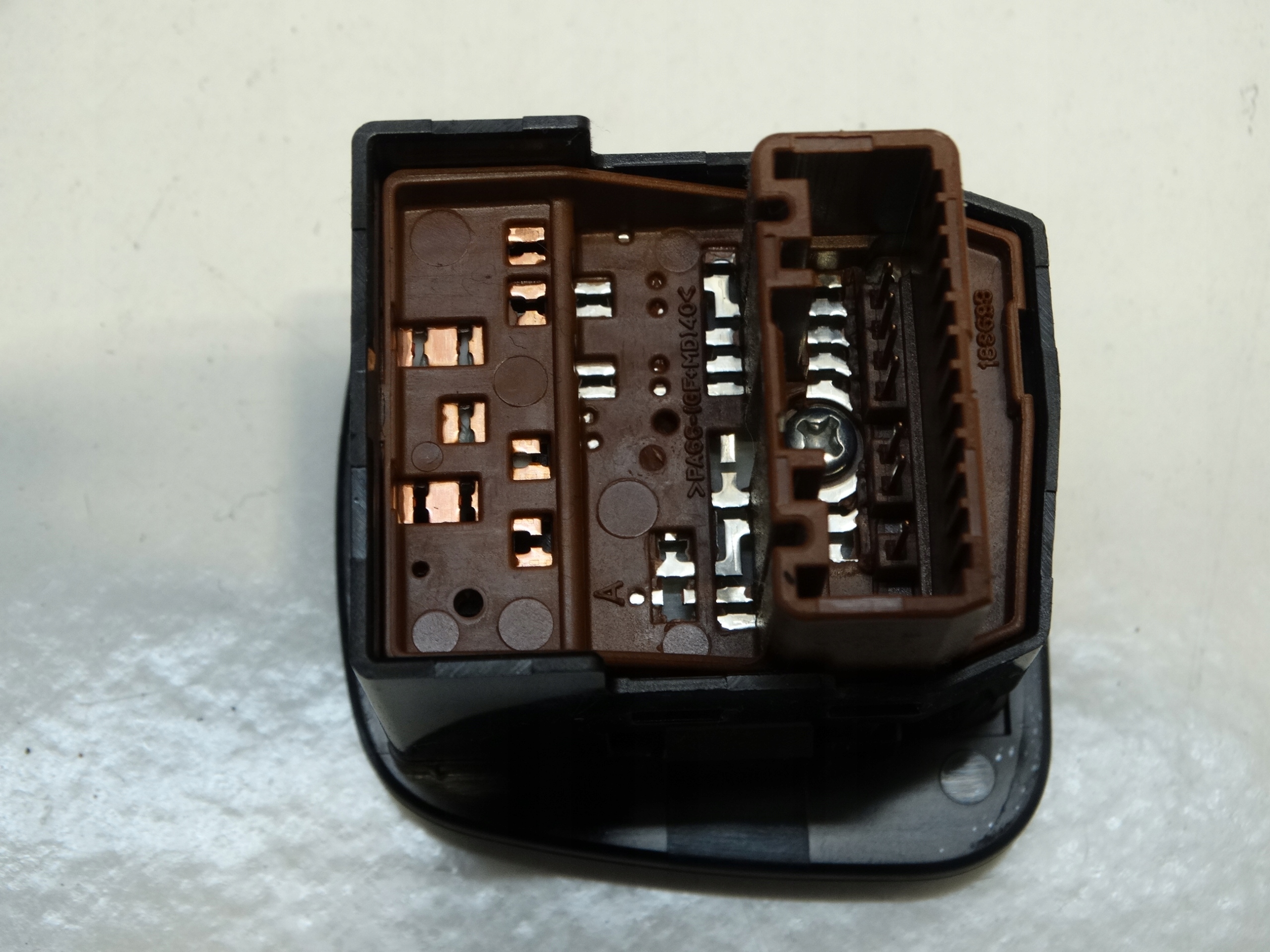 mirror control switch button PEUGEOT 108 AYGO II C1 76J3577A
