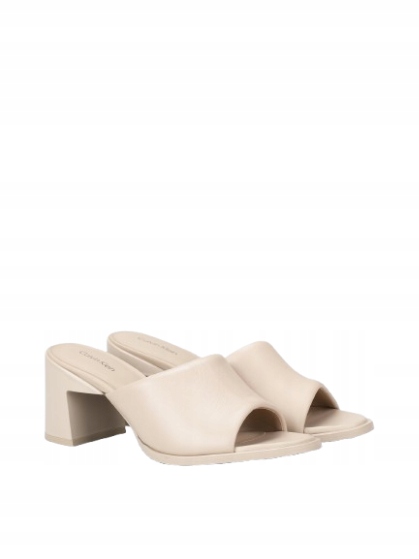 Calvin Klein Béžové Elegantní Nazouváky S Lakovaným Podpatkem 41 3DA