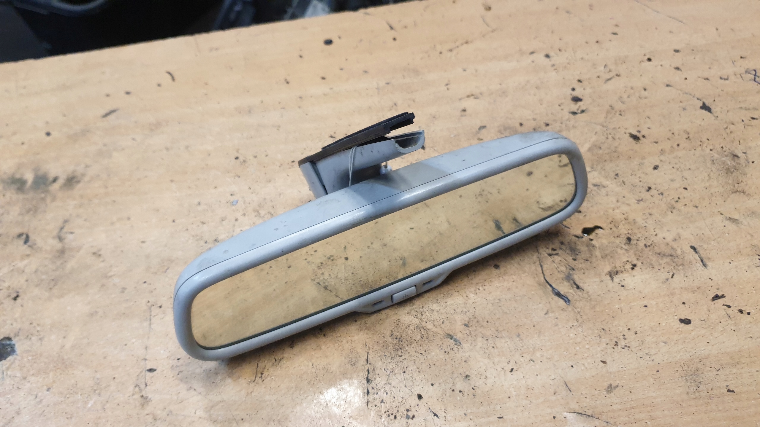 ADI55 - AUDI A3 8P Фотохромне внутрішнє дзеркало