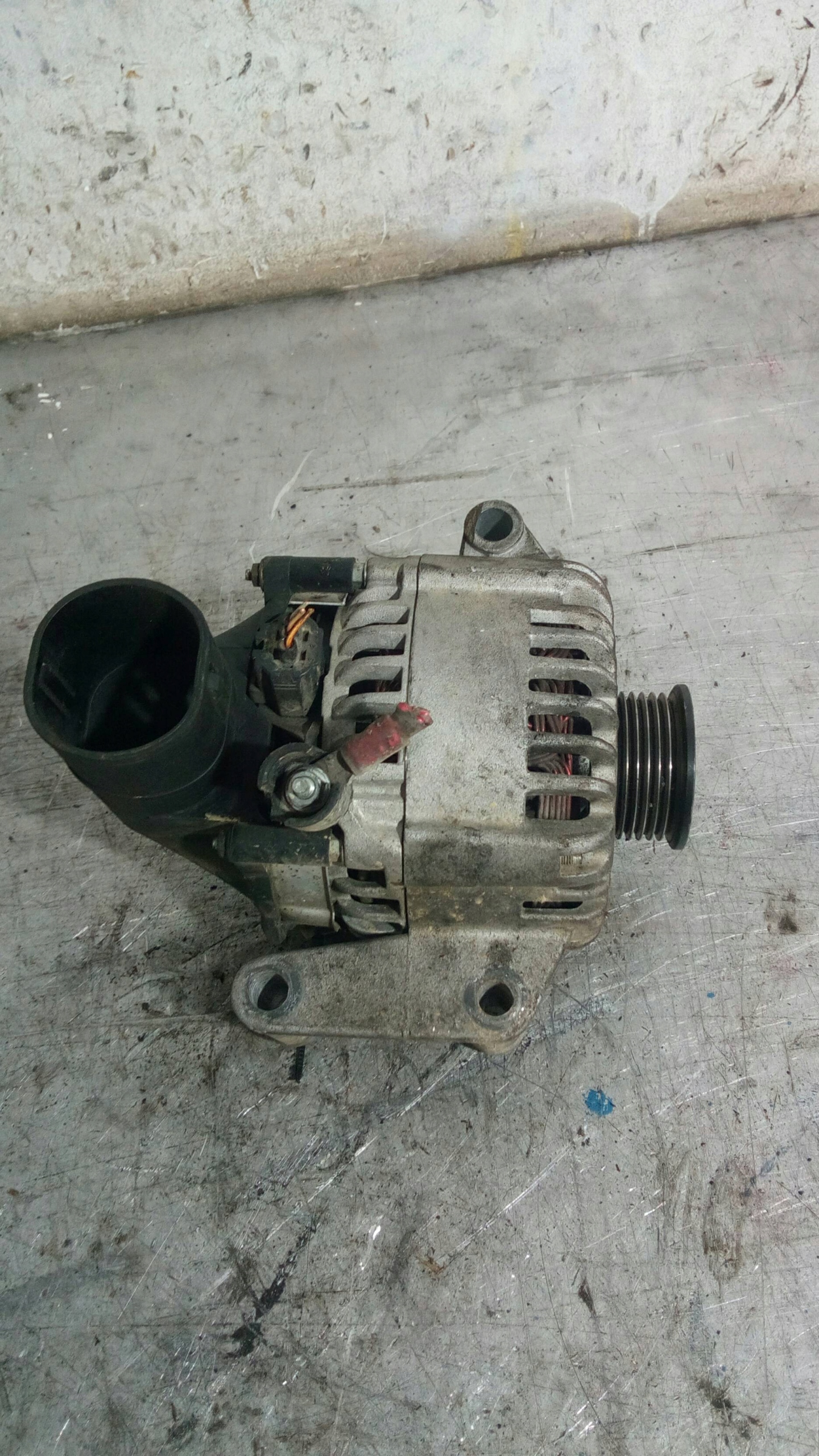 Alternator Ford Mondeo MK III 2,0 TDCI Producent części OEM