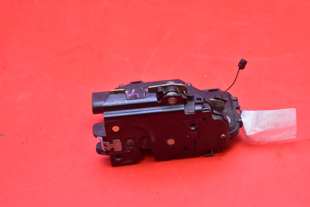 lock door left front front EU 3B1637015A SEAT TOLEDO 2 II 99-06