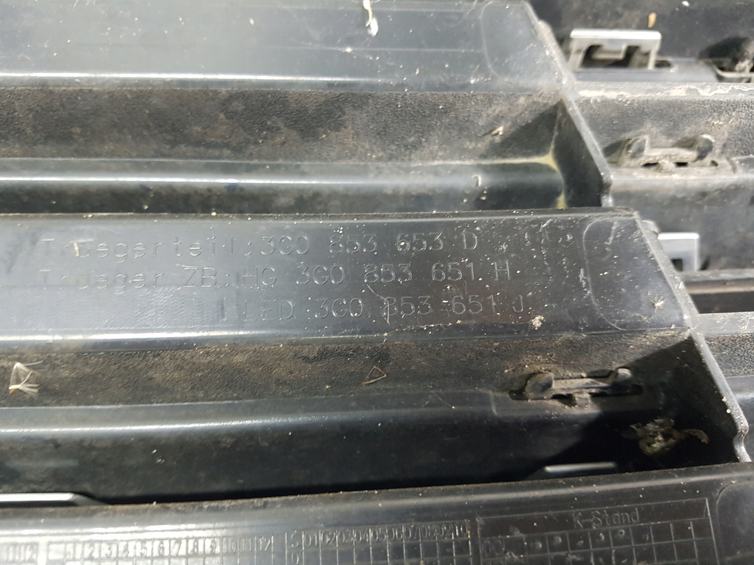 VW Passat B8 Kühlergrill FRONTGRILL Kühlergitter 3G0853653 - Thumbnail 12