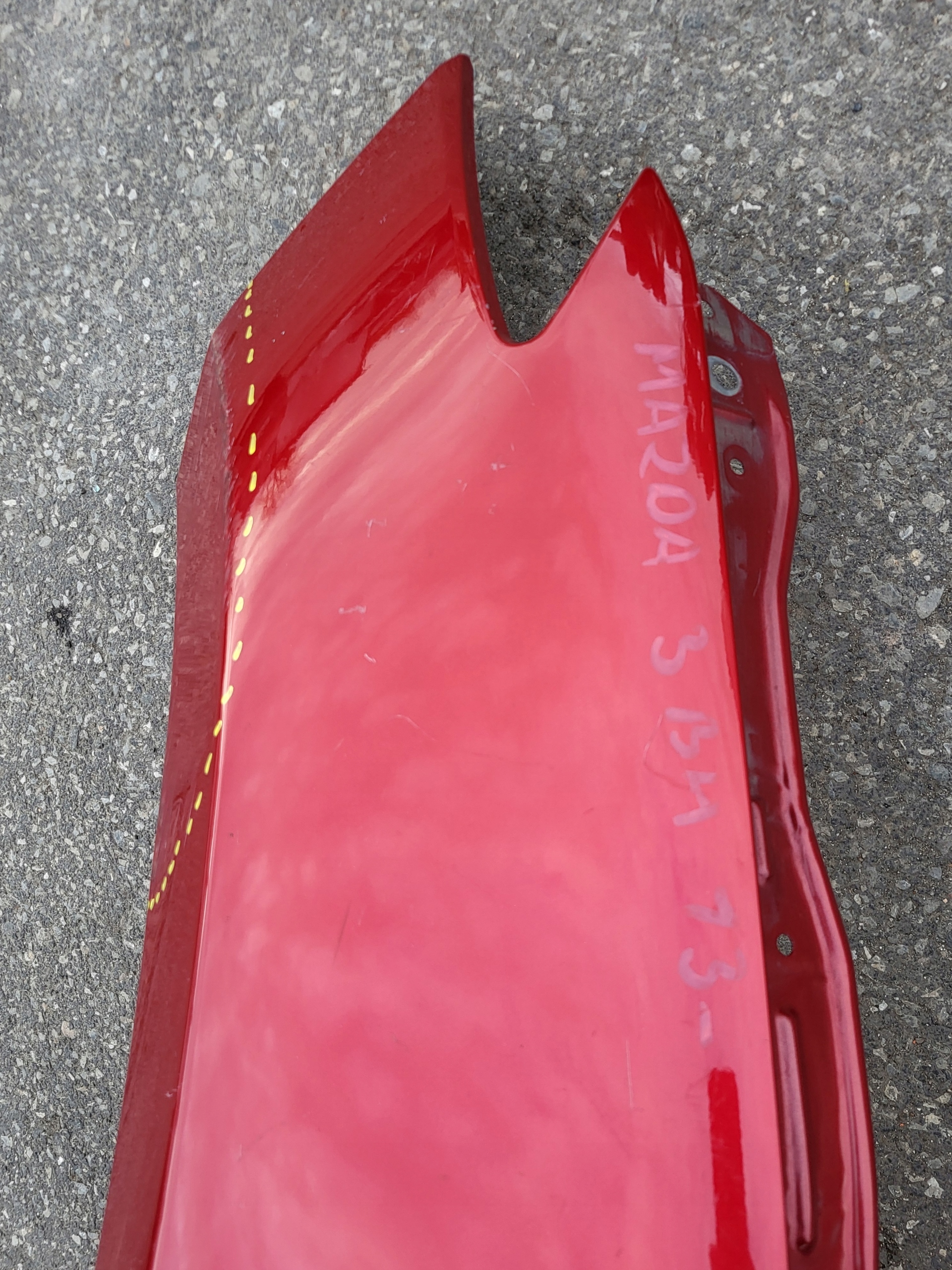 fender left front MAZDA 3 BM OE