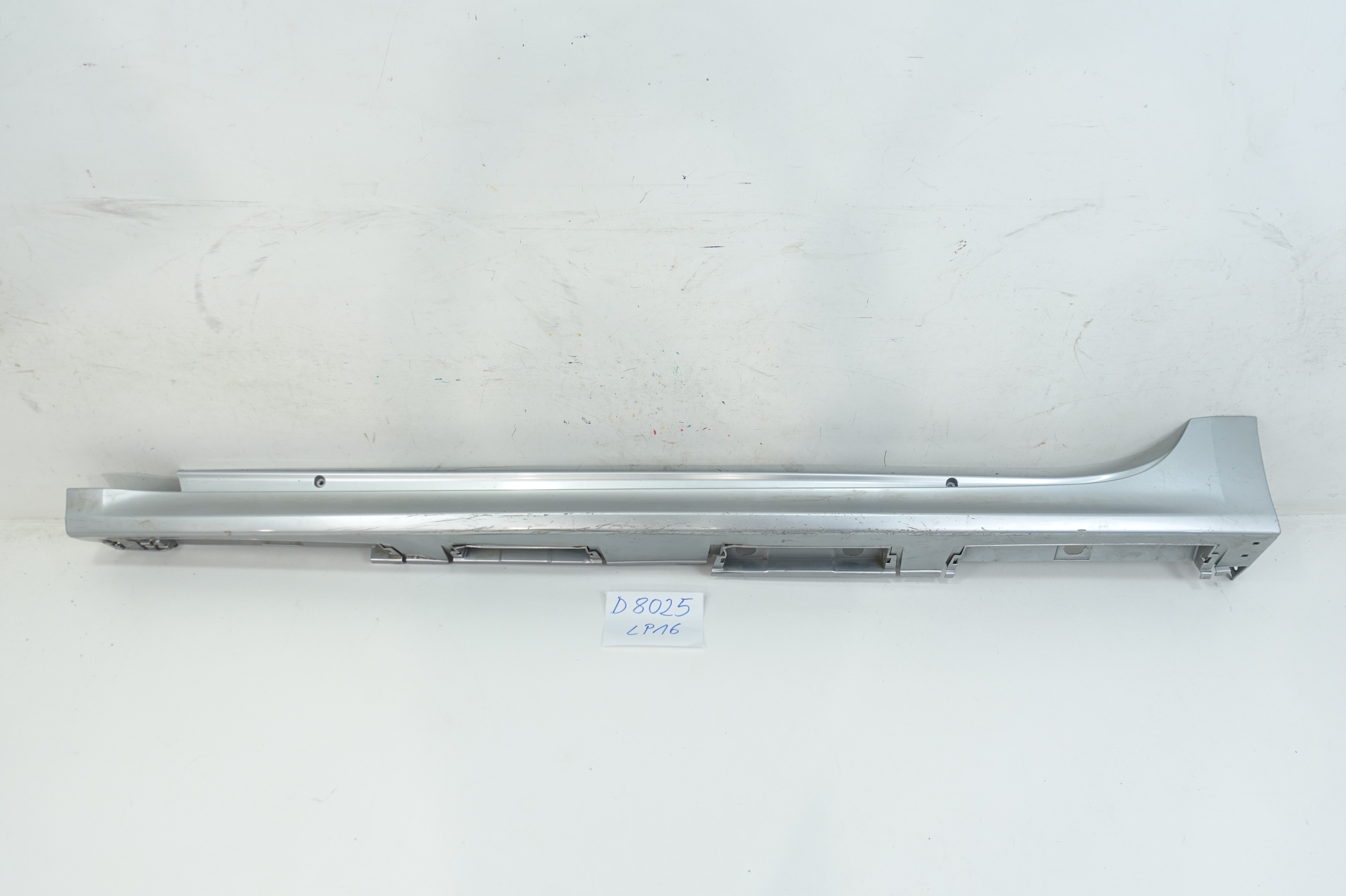 moulding cap threshold left TOYOTA YARIS IV