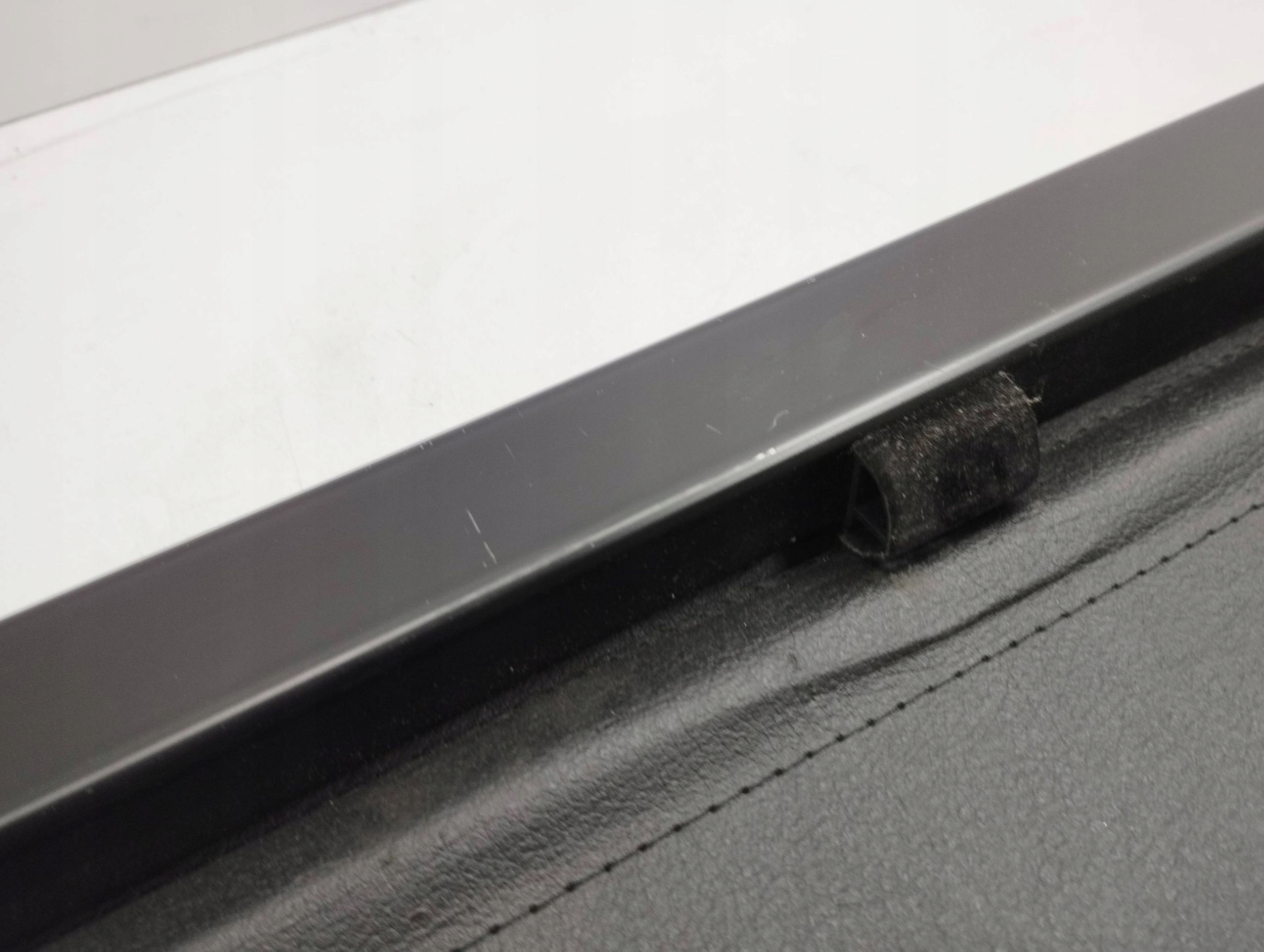 mazda 2011 ролета багажника